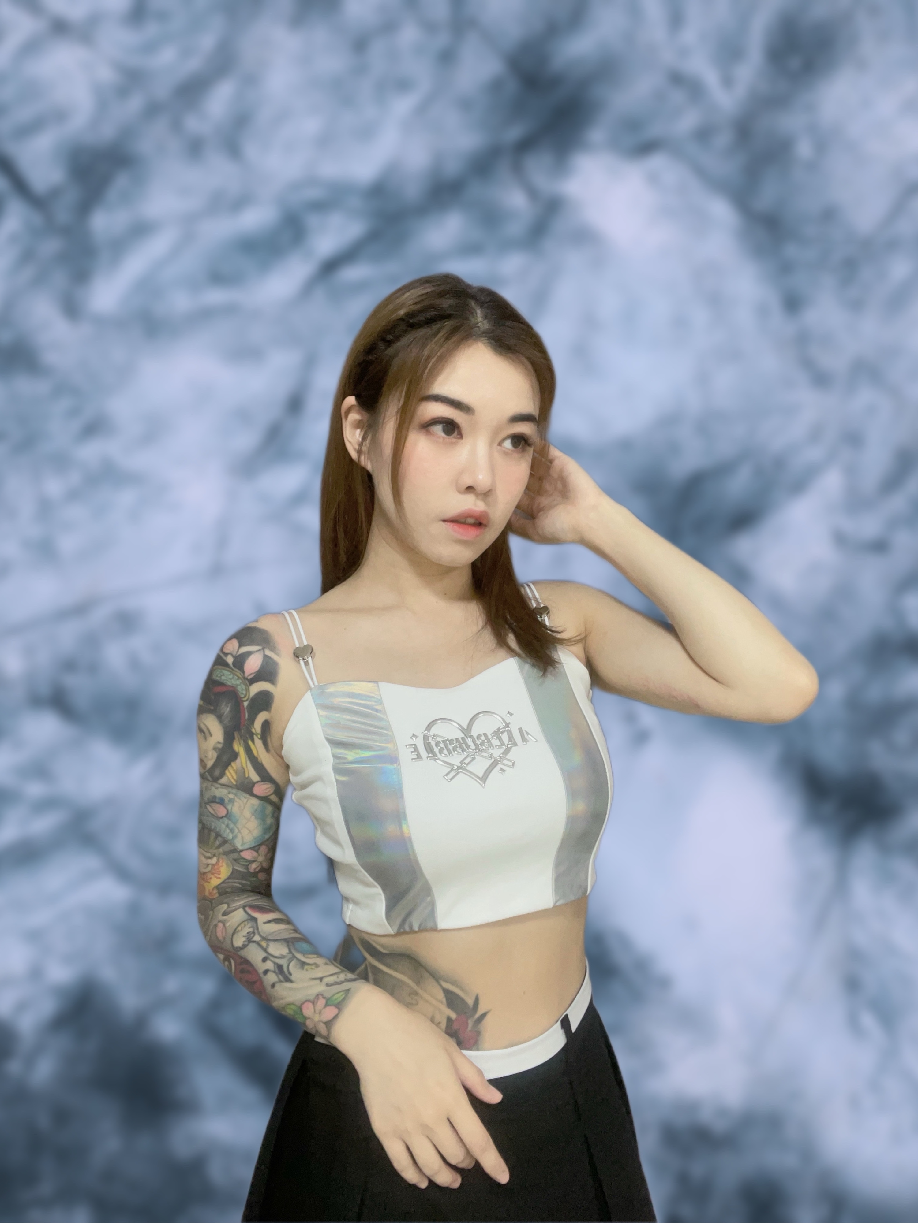 metallic hearts crop