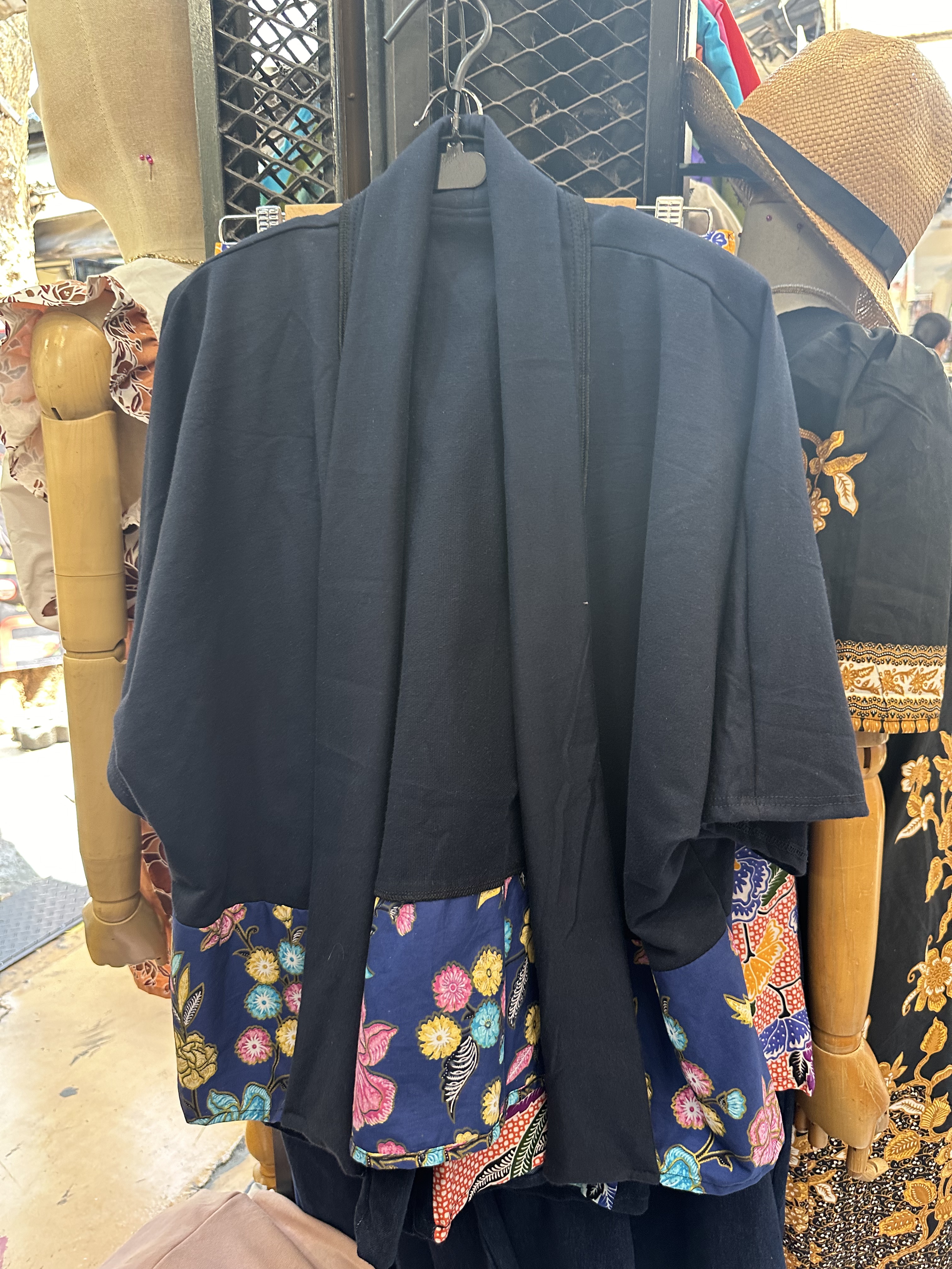 Si Batik Outerwear Design 2