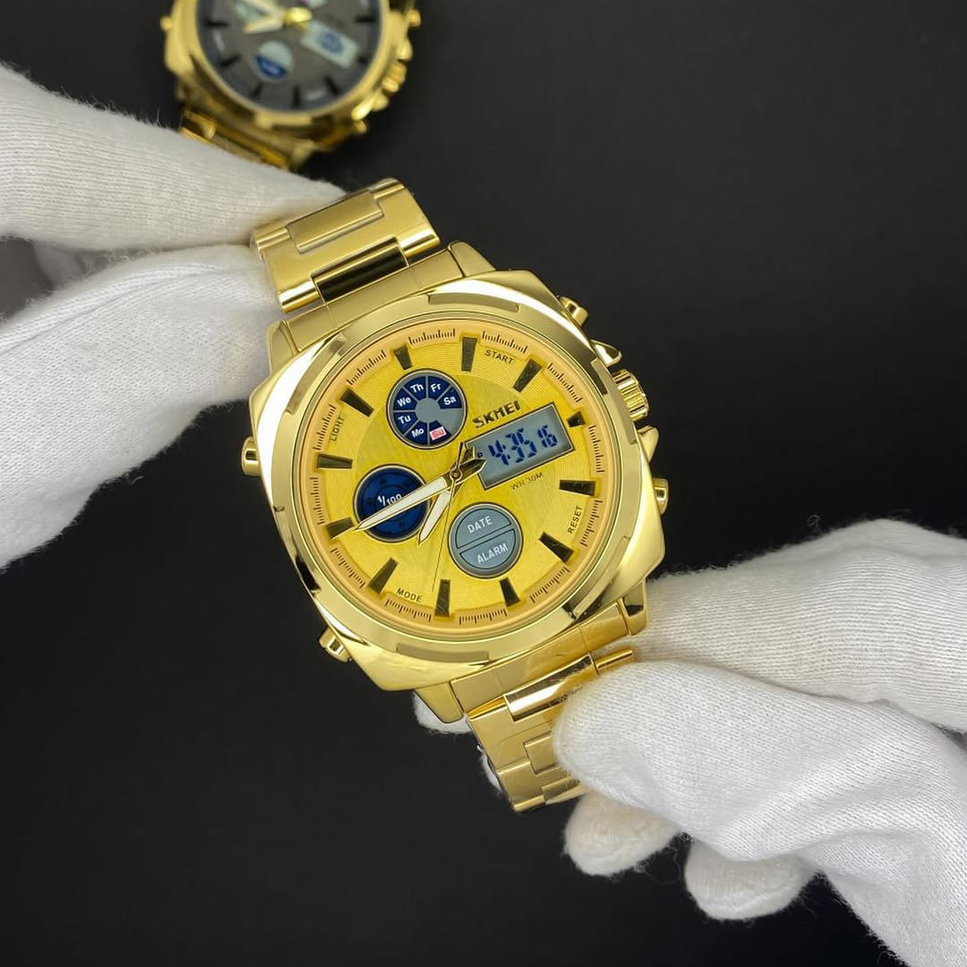 Multi functional dual movement watch