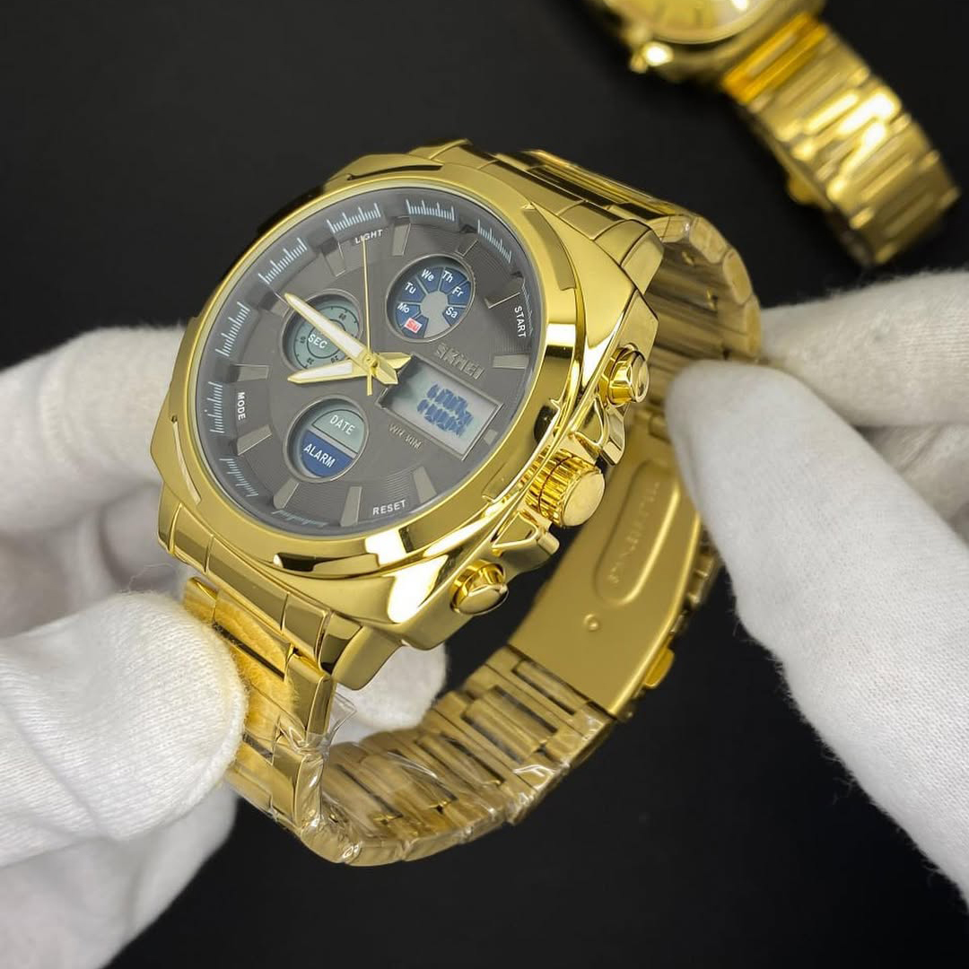 Multi functional dual movement watch