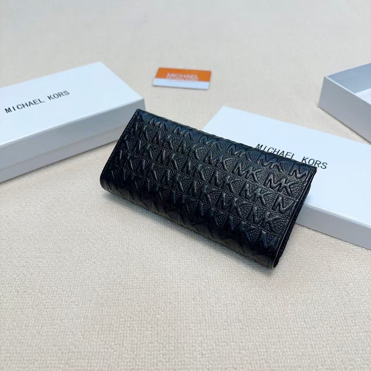 💖MK 新発売！ロング財布で可愛さ UP💖