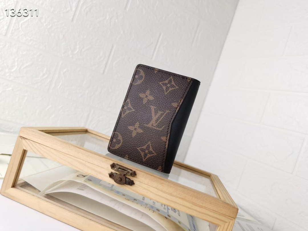 ルイ・ヴィトン モノグラム マカサー 財布コレクション