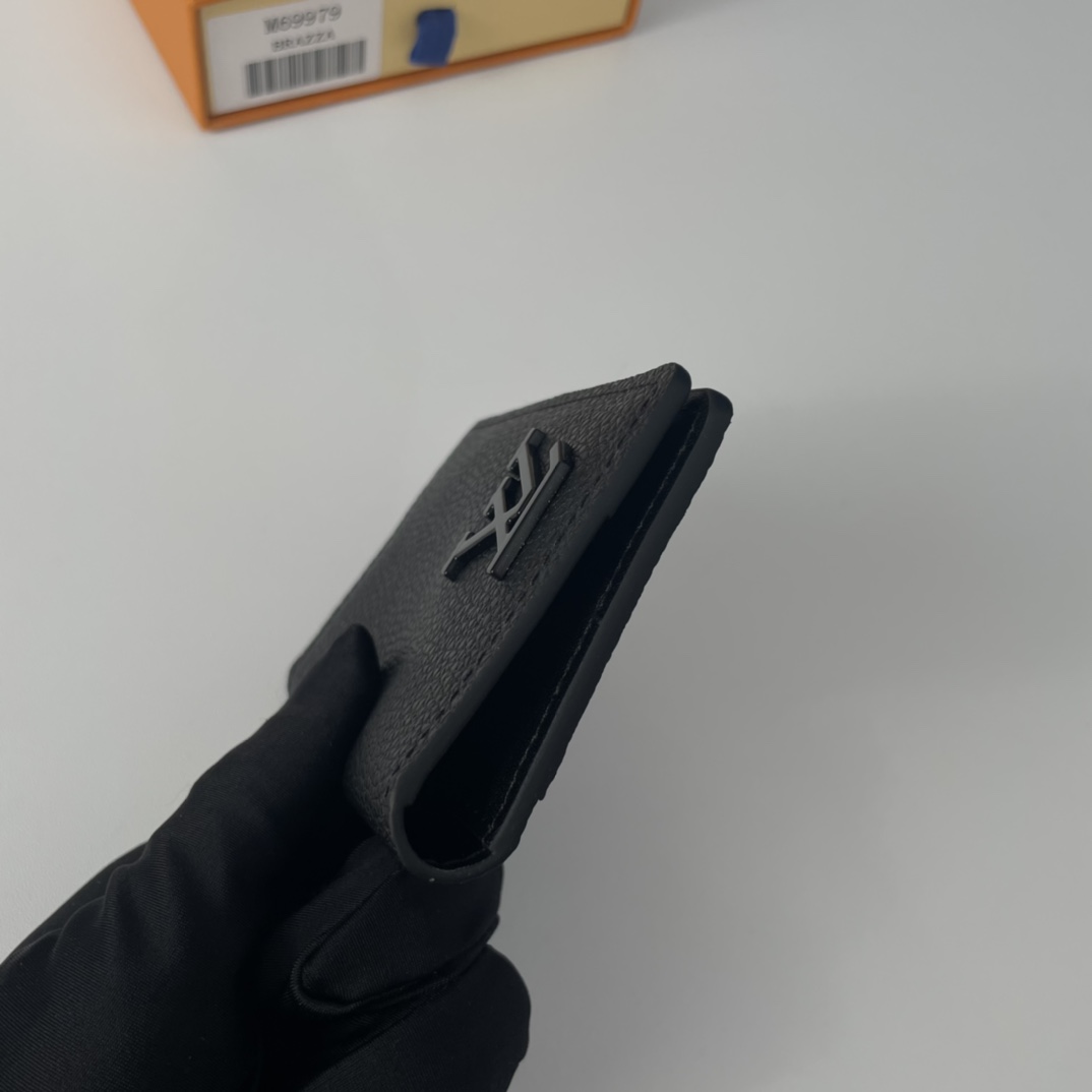 ルイ・ヴィトン ポルトフォイユ・ブラッザ カーフスキン 財布コレクション