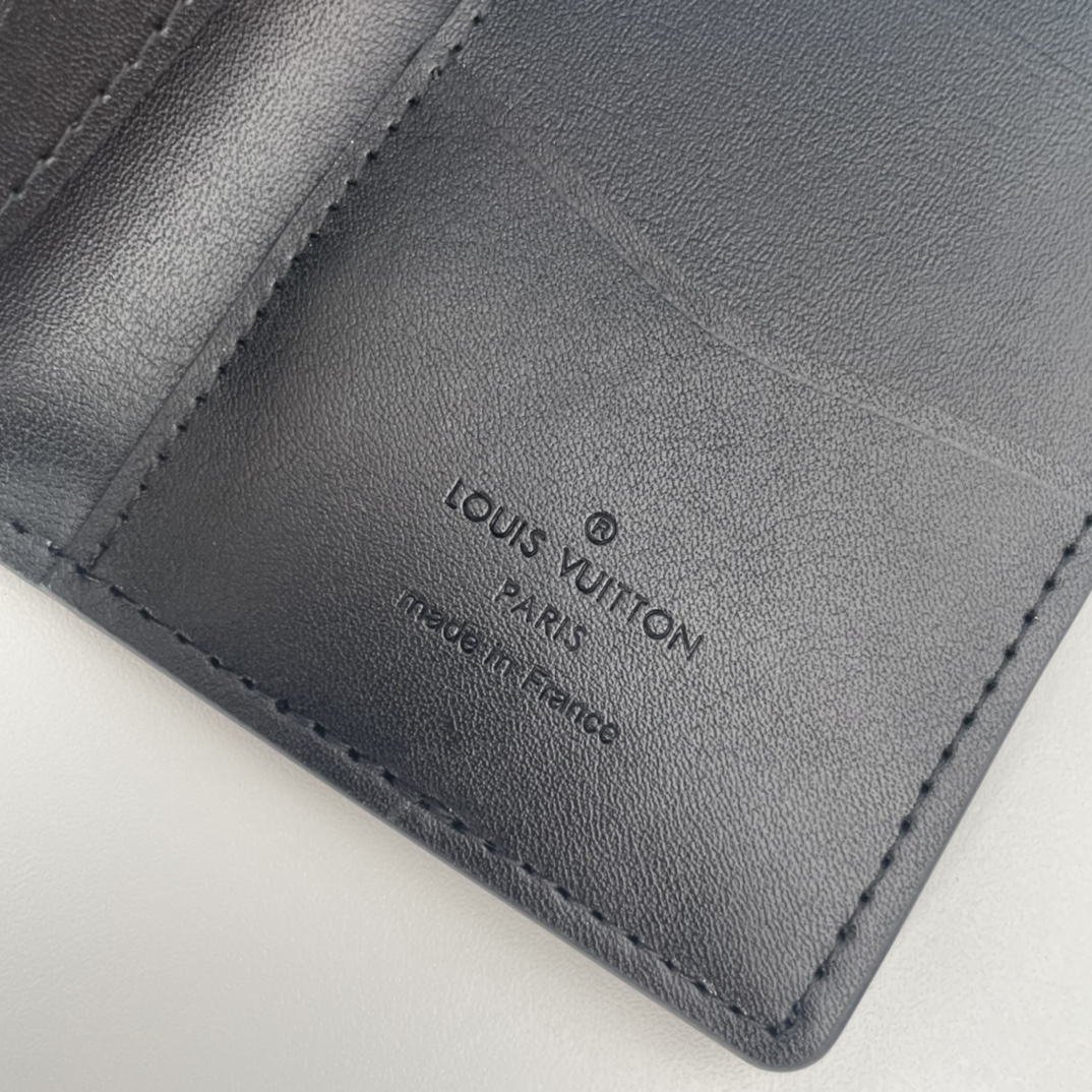 ルイ・ヴィトン ポルトフォイユ・ブラッザ カーフスキン 財布コレクション