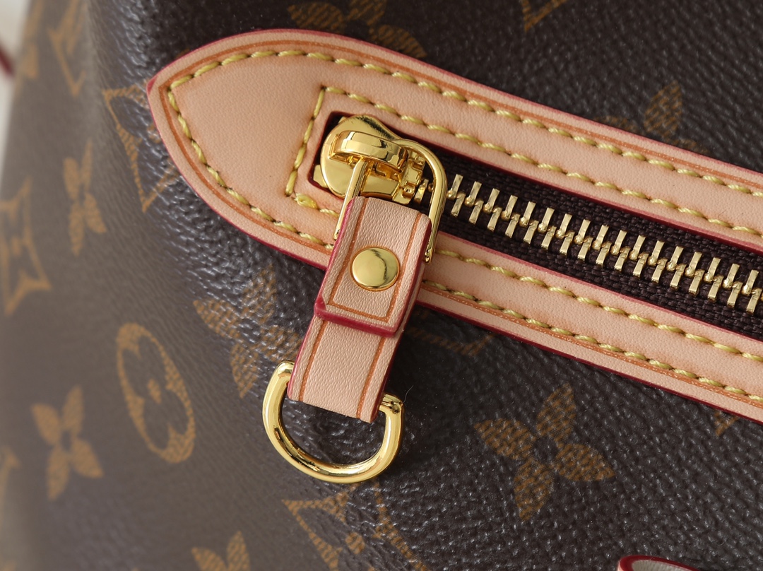 🌟大人気定番！LOUIS VUITTON モノグラム ショルダーバッグ🌟