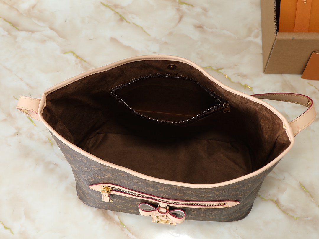 🌟大人気定番！LOUIS VUITTON モノグラム ショルダーバッグ🌟