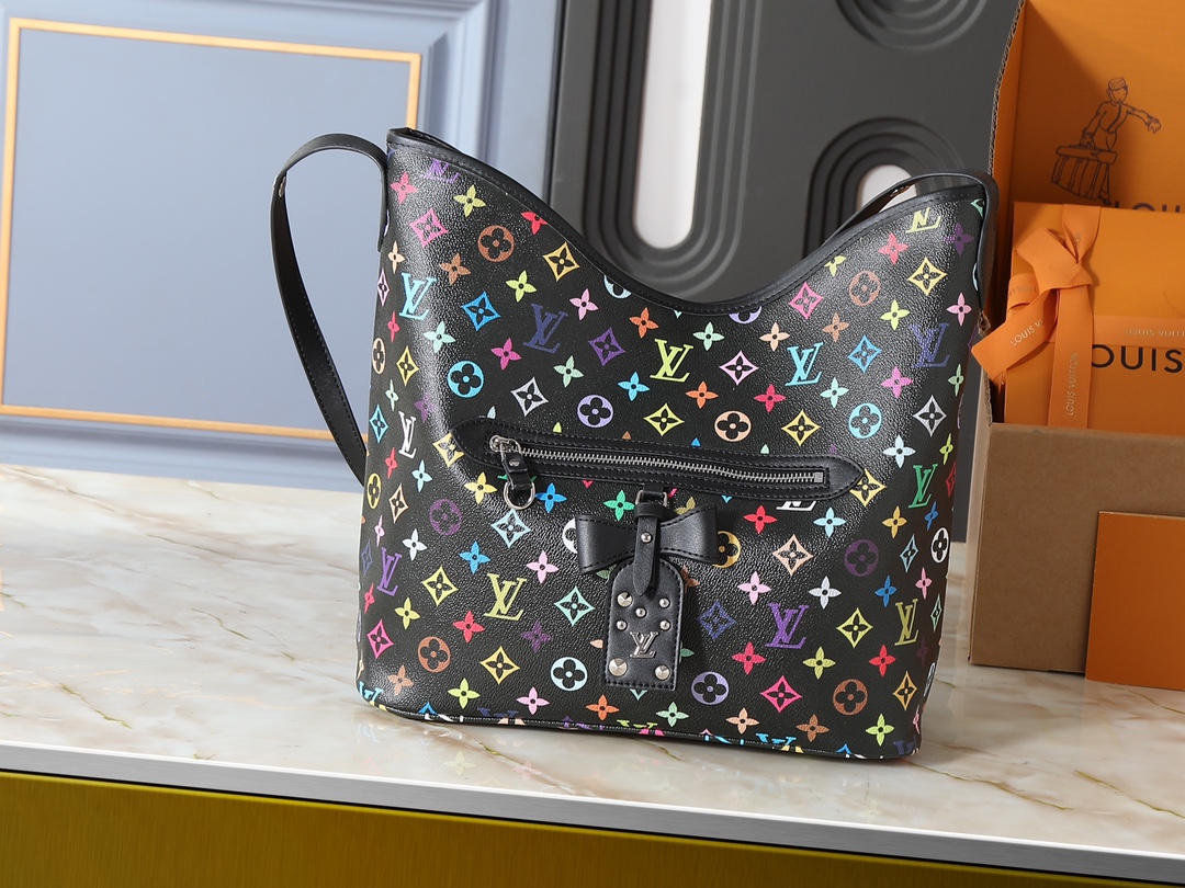 🌟大人気定番！LOUIS VUITTON モノグラム ショルダーバッグ🌟