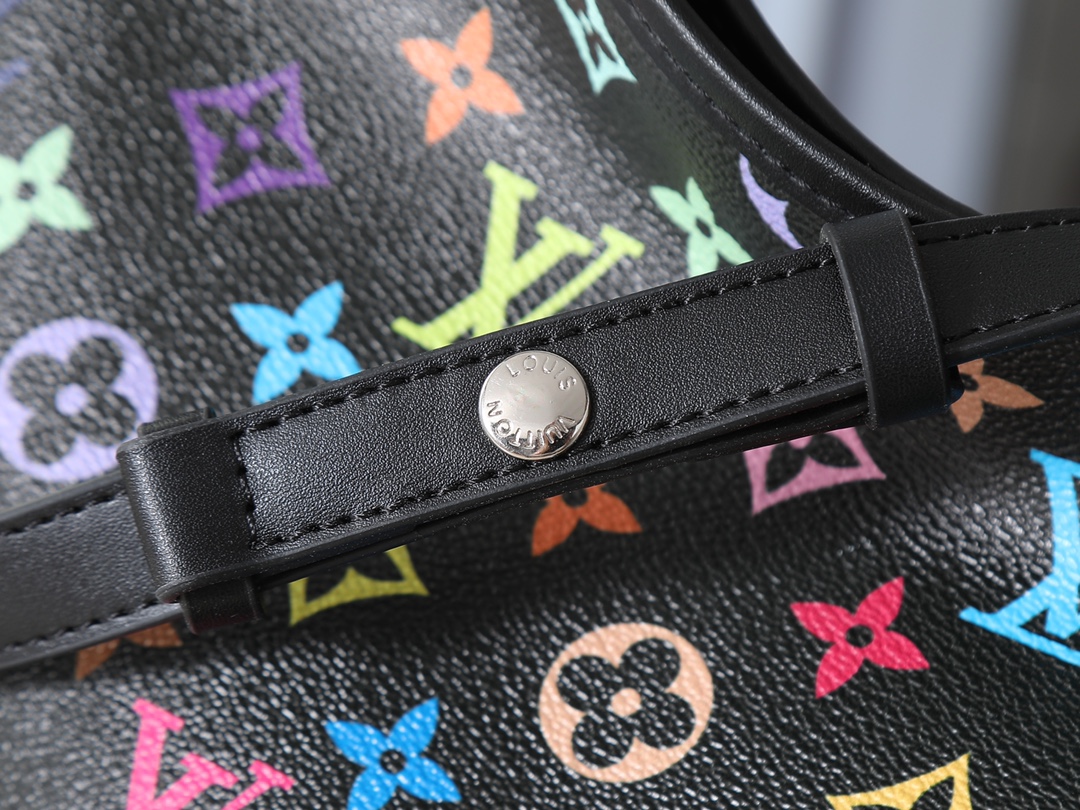 🌟大人気定番！LOUIS VUITTON モノグラム ショルダーバッグ🌟