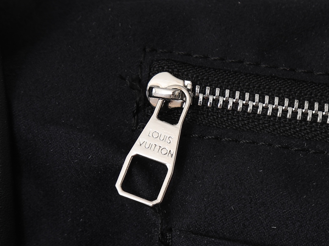 🌟大人気定番！LOUIS VUITTON モノグラム ショルダーバッグ🌟