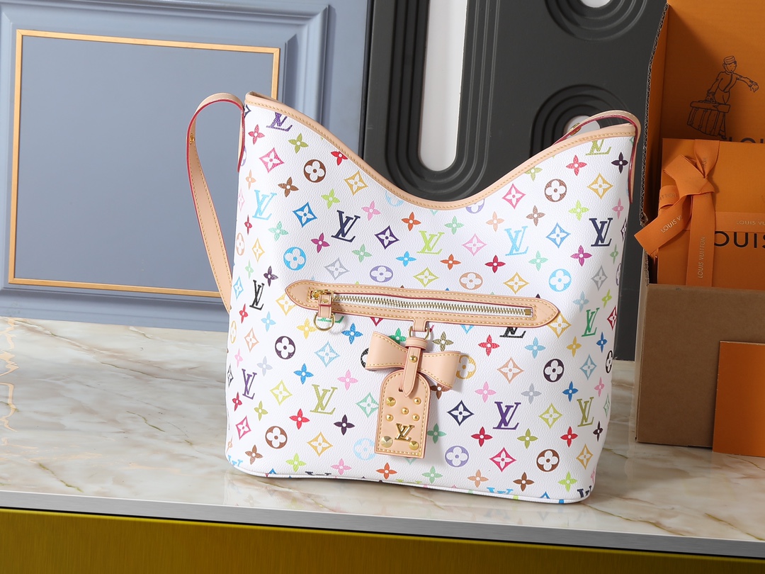 🌟大人気定番！LOUIS VUITTON モノグラム ショルダーバッグ🌟