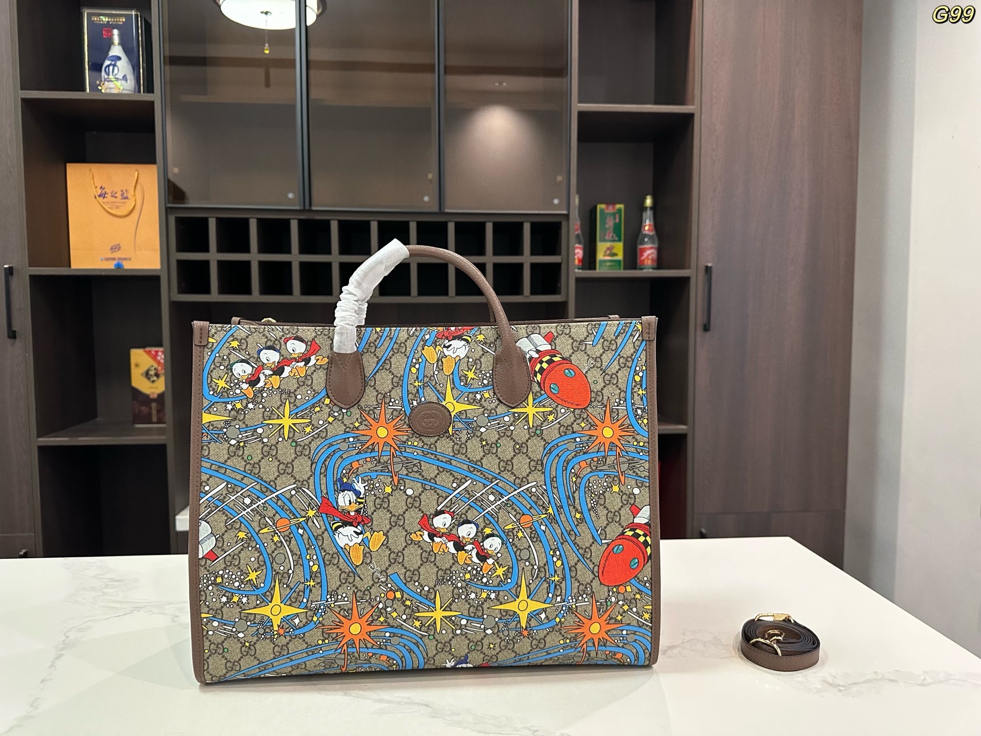 Gucci トートバッグ 42*33cm 新色復古デザイン 万能百搭 大容量ハンドバッグ