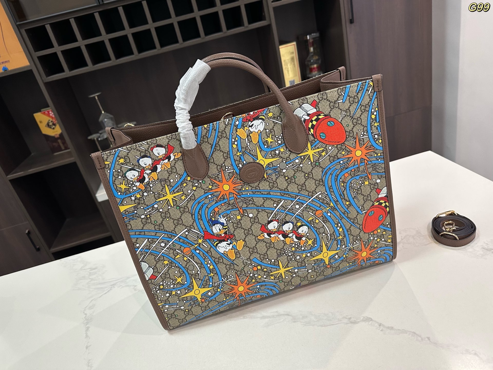 Gucci トートバッグ 42*33cm 新色復古デザイン 万能百搭 大容量ハンドバッグ