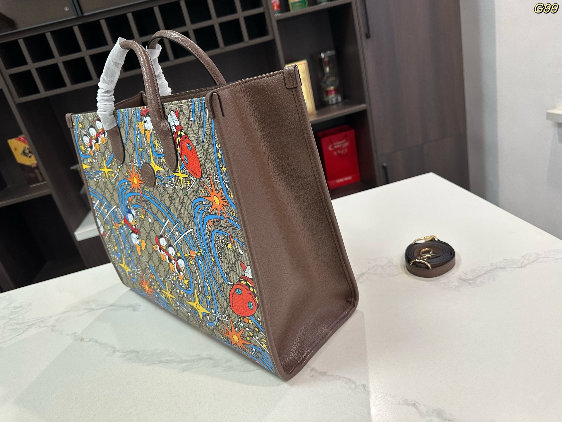 Gucci トートバッグ 42*33cm 新色復古デザイン 万能百搭 大容量ハンドバッグ