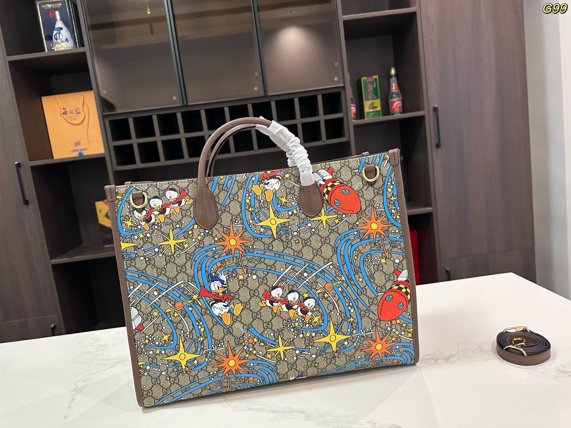 Gucci トートバッグ 42*33cm 新色復古デザイン 万能百搭 大容量ハンドバッグ