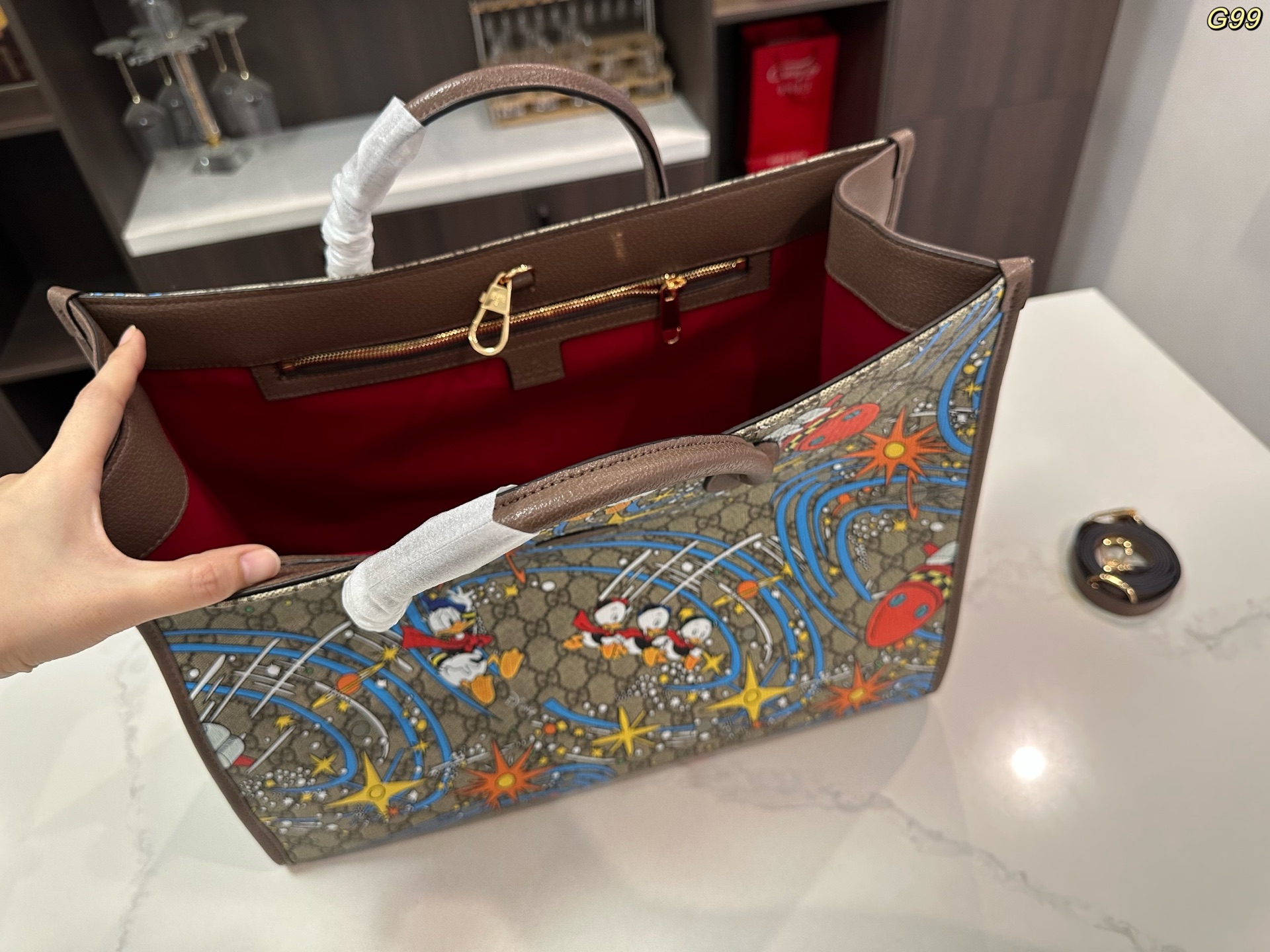 Gucci トートバッグ 42*33cm 新色復古デザイン 万能百搭 大容量ハンドバッグ