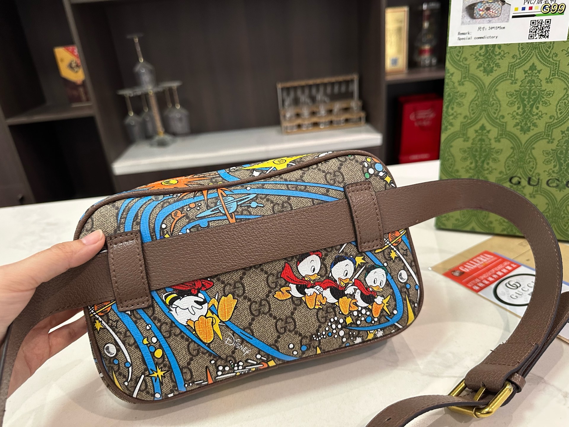 Gucci Disney コラボレーションシリーズ ドナルドダックGGウエストバッグ 14*24cm ショルダーバッグ チェストバッグ クラシック万能百搭