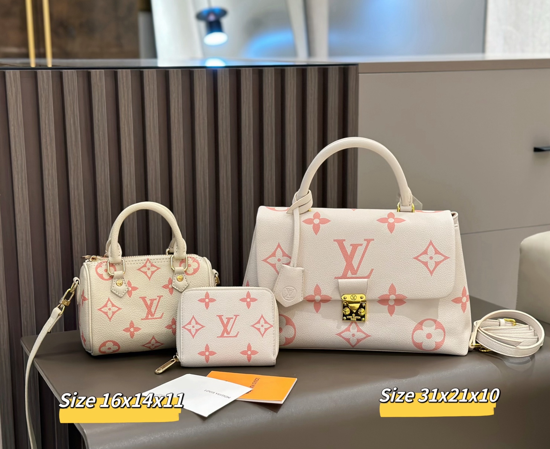 最新の人気スタイリッシュ3点セットバッグ