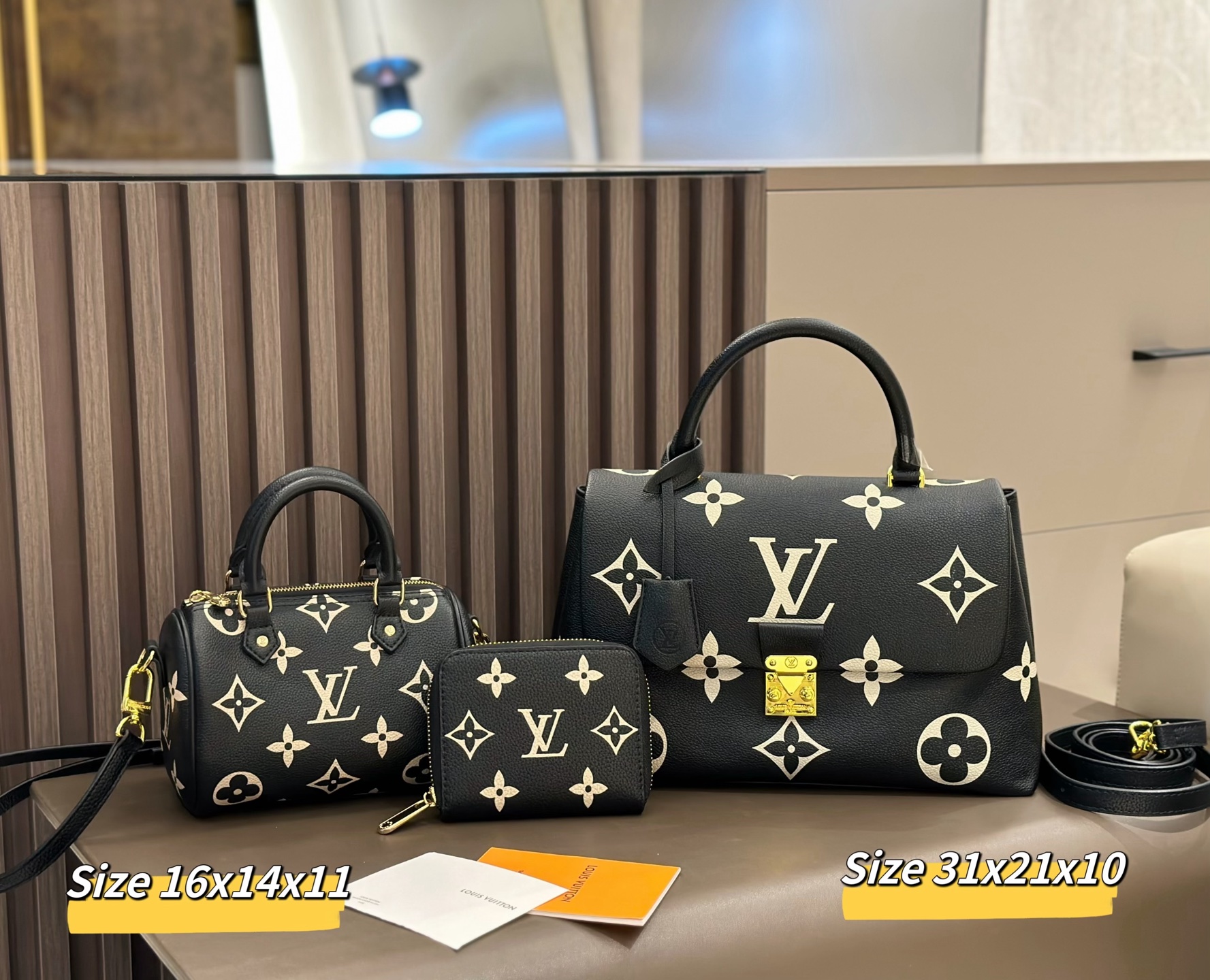 最新の人気スタイリッシュ3点セットバッグ