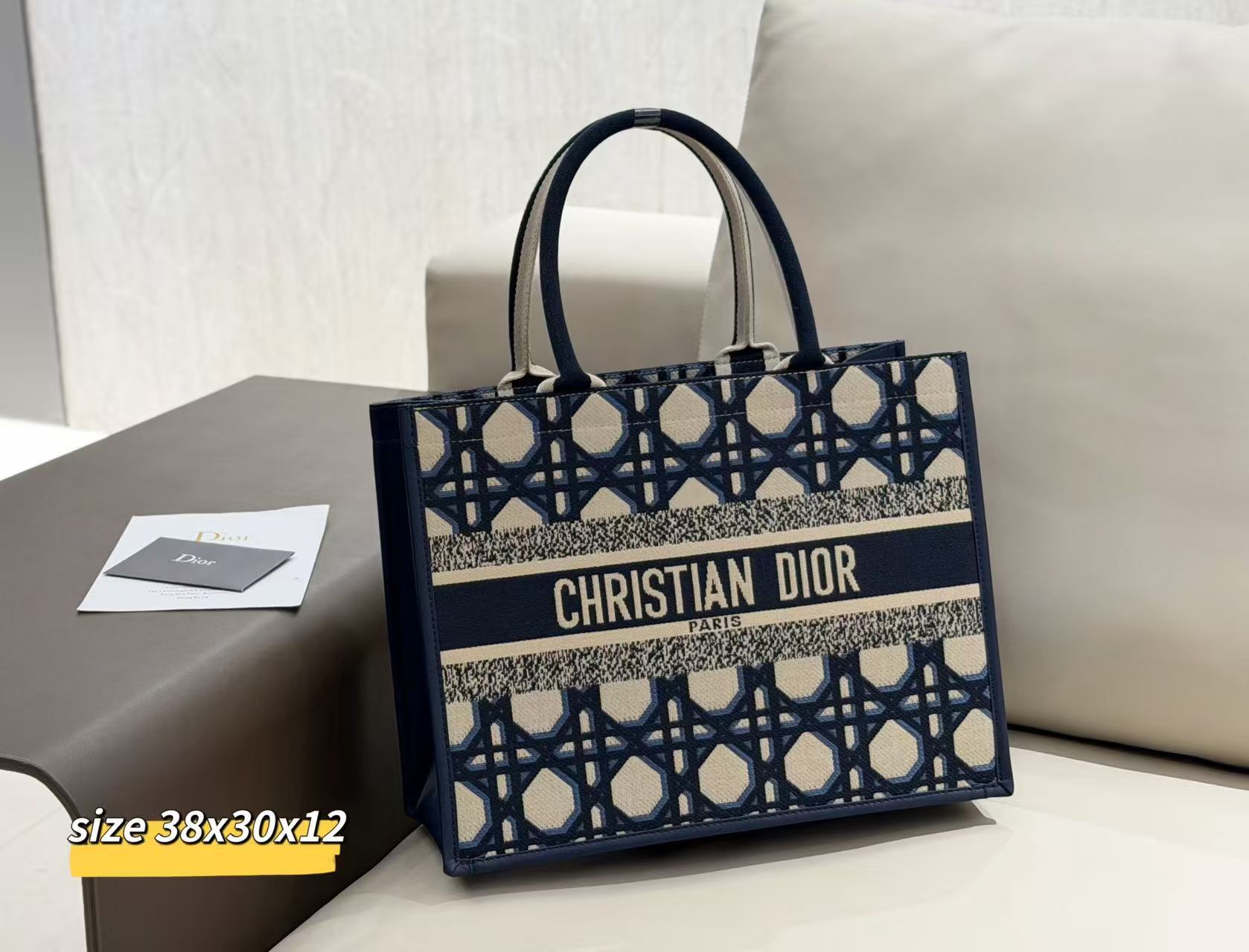 🔥クリスチャン・ディオール新発売！3 点セット驚き登場🔥