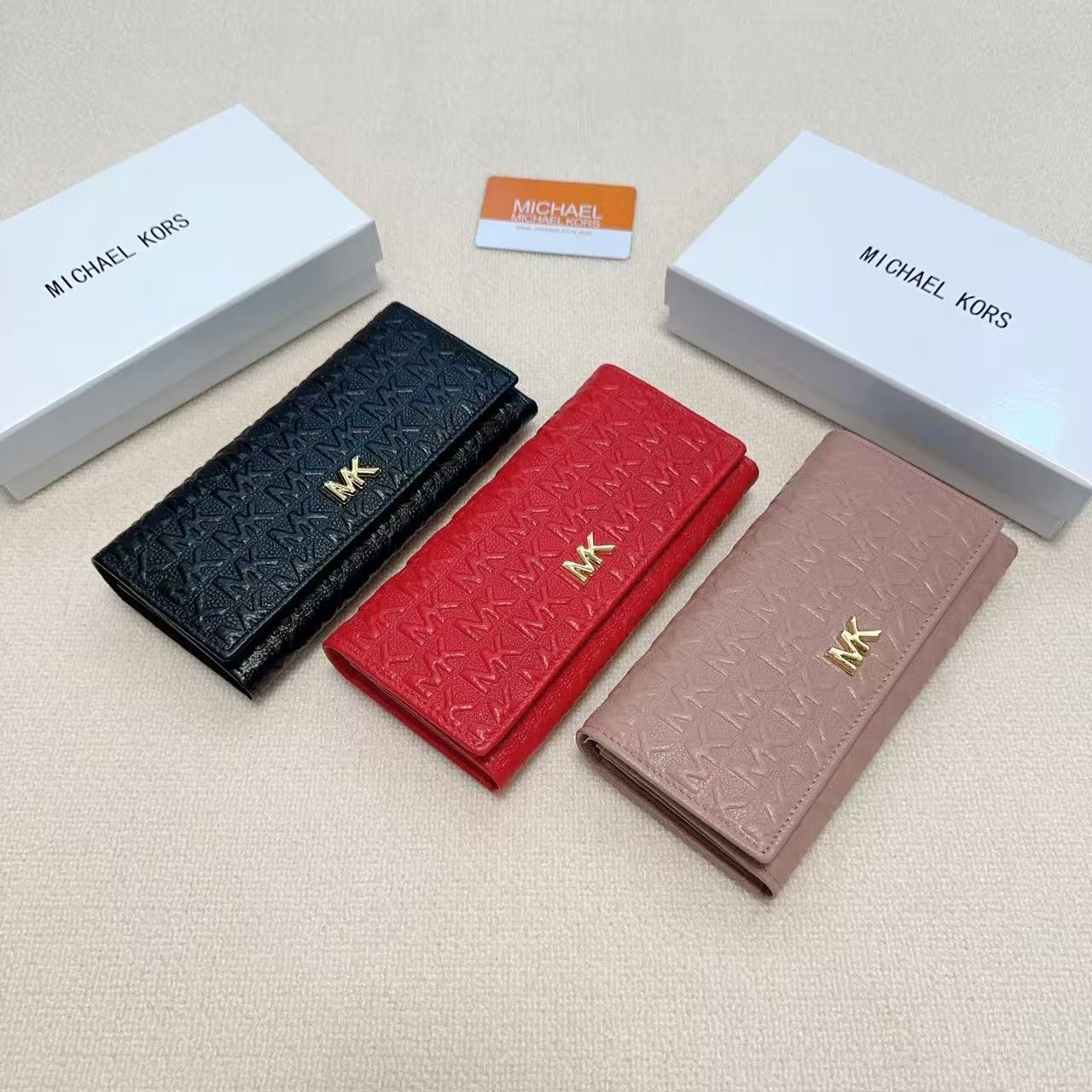 💖MK 新発売！ロング財布で可愛さ UP💖