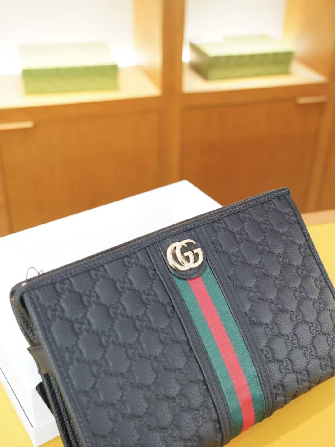 🇮🇹GUCCI 2WAY ハンドバッグ 全世界が争う定番逸品✨ 公式サイト同期モデルが超レア登場！