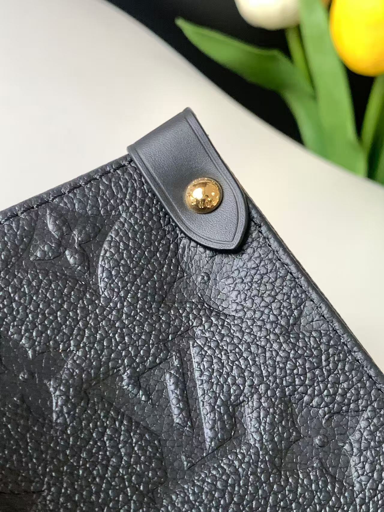 Louis Vuitton　オンザゴー MM　トートバッグ