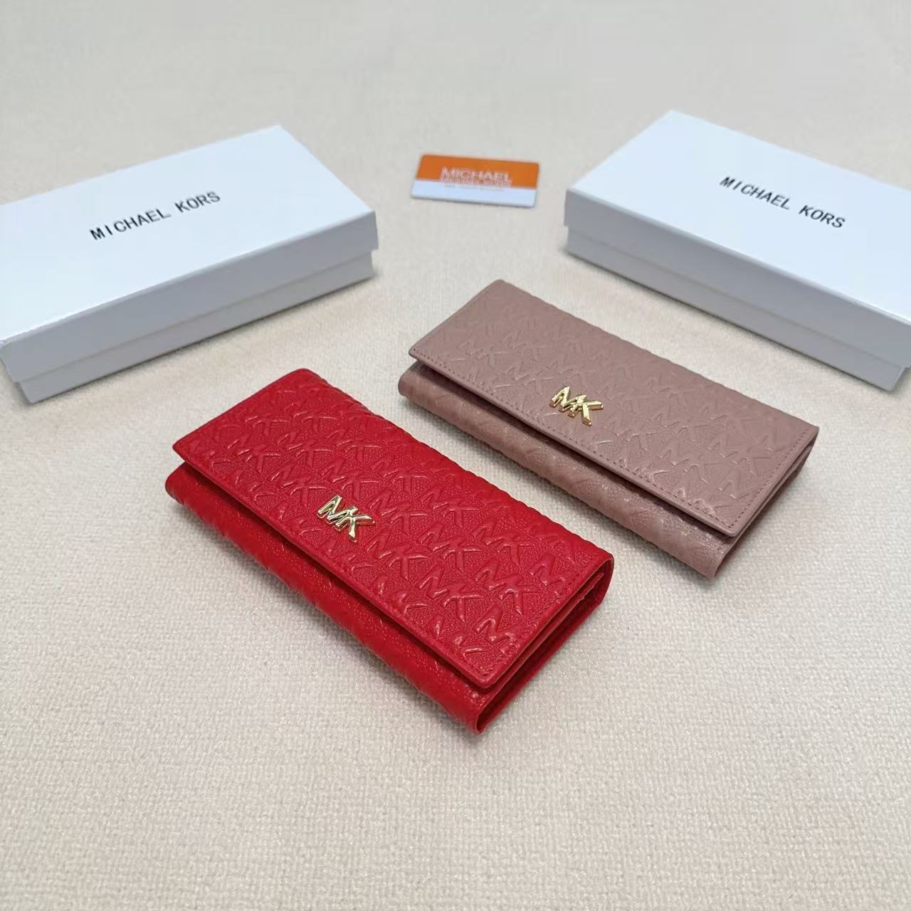 💖MK 新発売！ロング財布で可愛さ UP💖