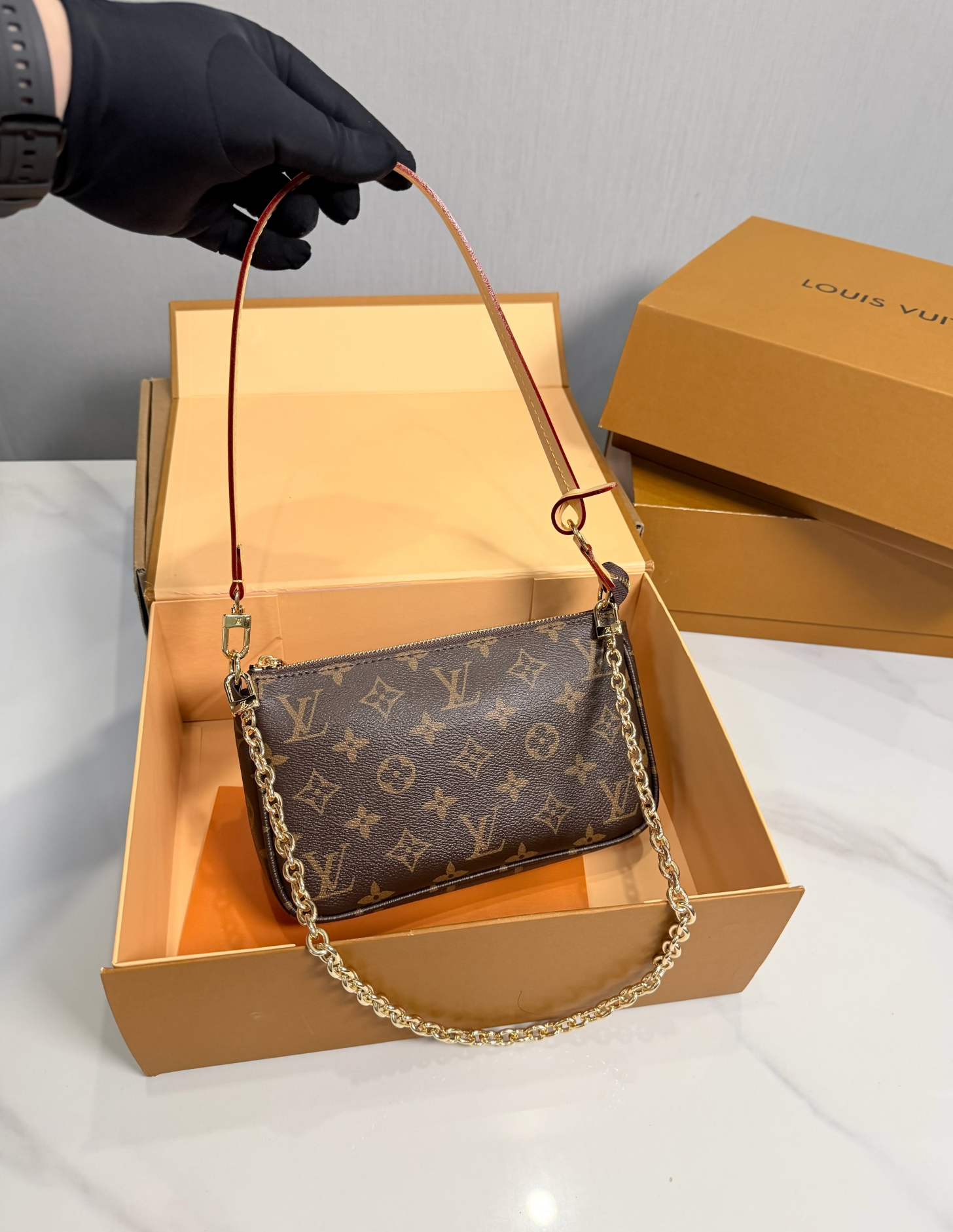 🔥ルイ・ヴィトン新発売！モノグラムミニバッグ登場🔥