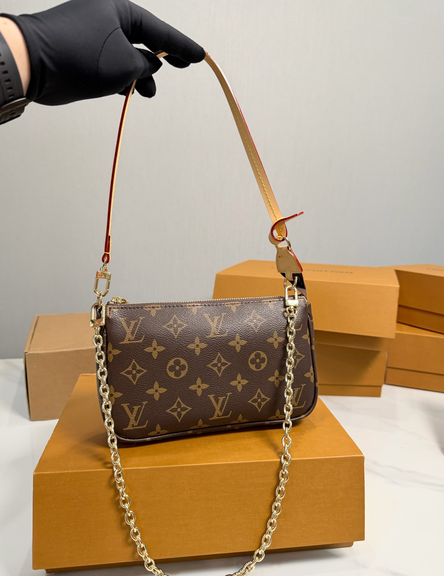 🔥ルイ・ヴィトン新発売！モノグラムミニバッグ登場🔥