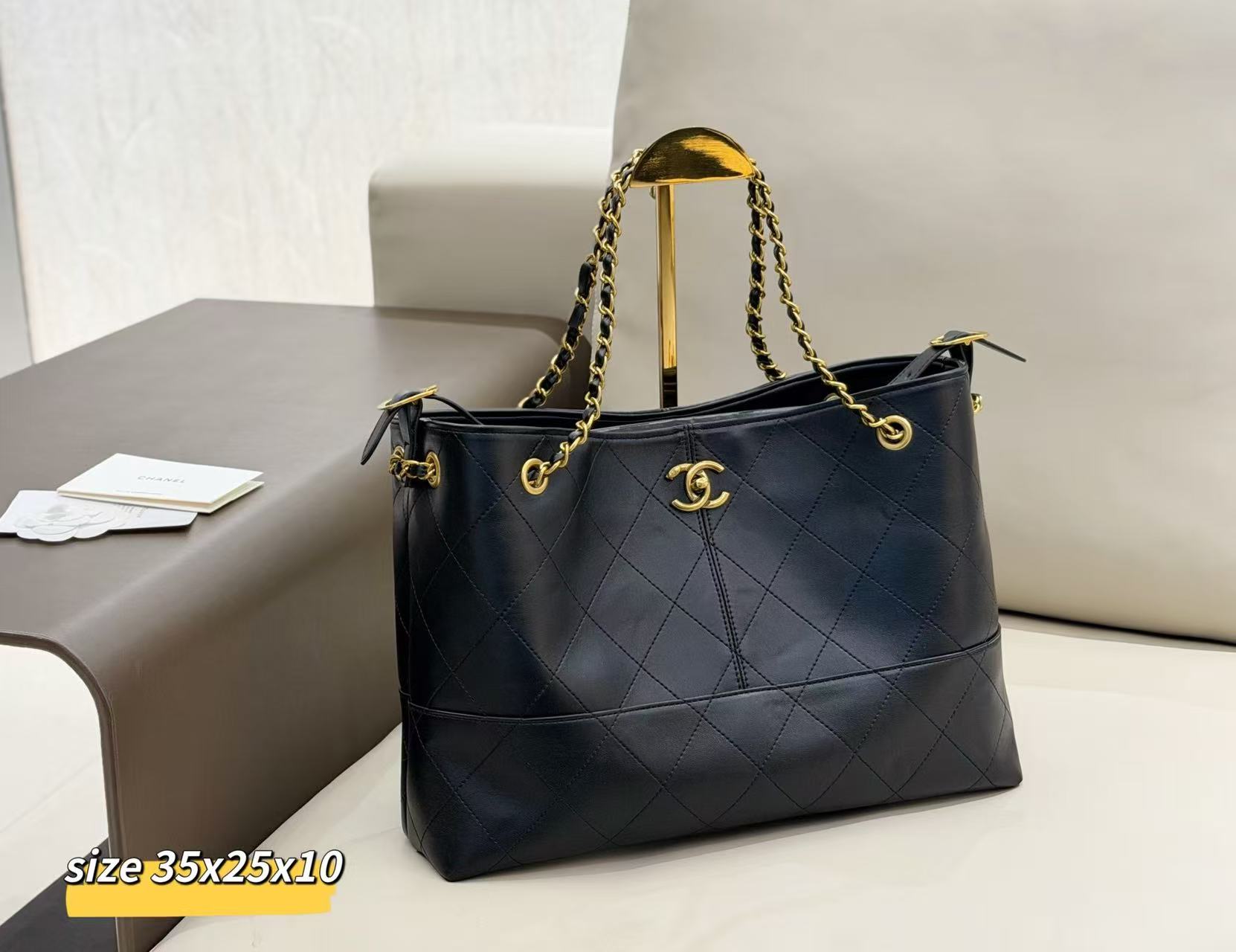 質感満点♪【CHANEL】厳選 3 点セット 特価