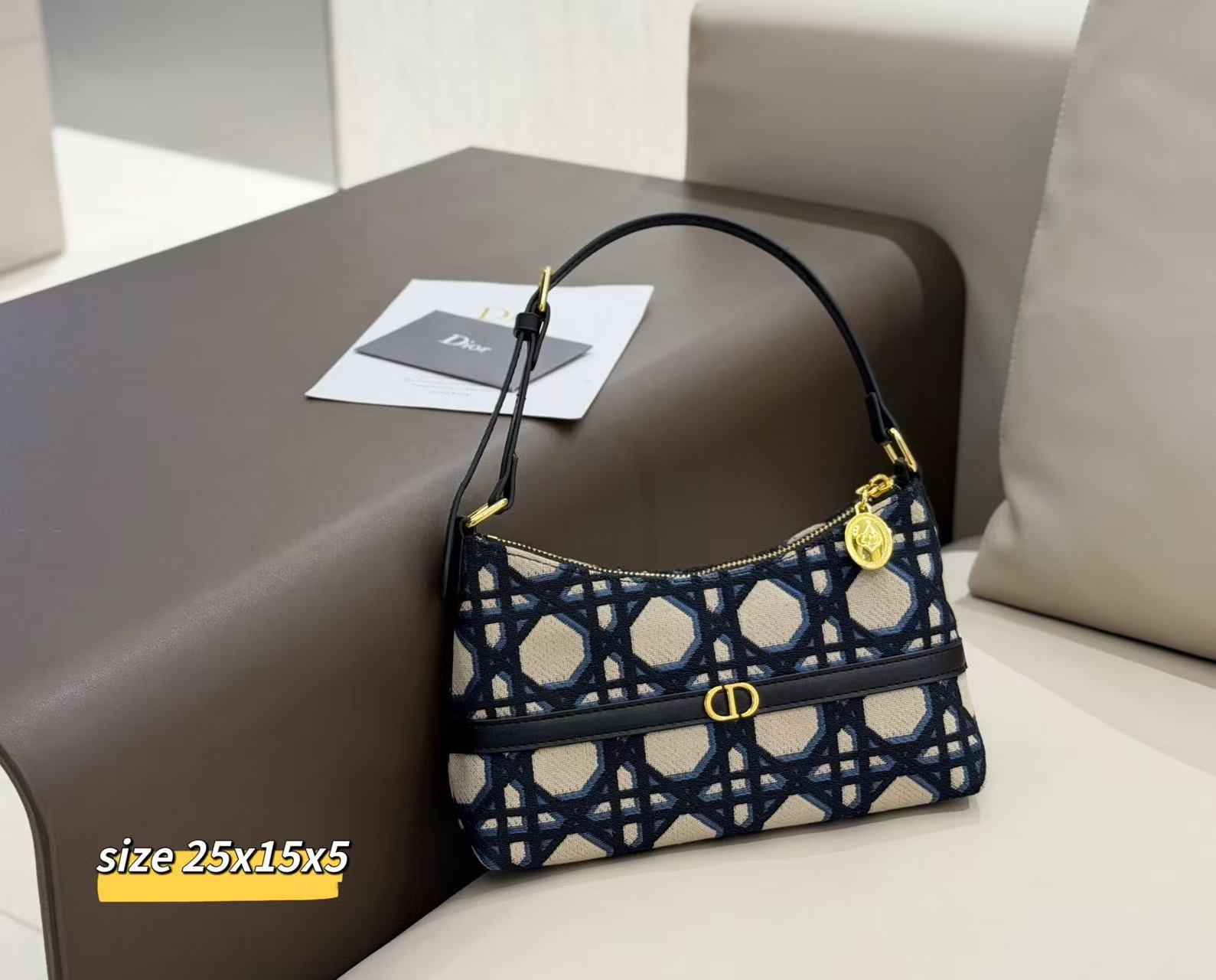 🔥クリスチャン・ディオール新発売！3 点セット驚き登場🔥