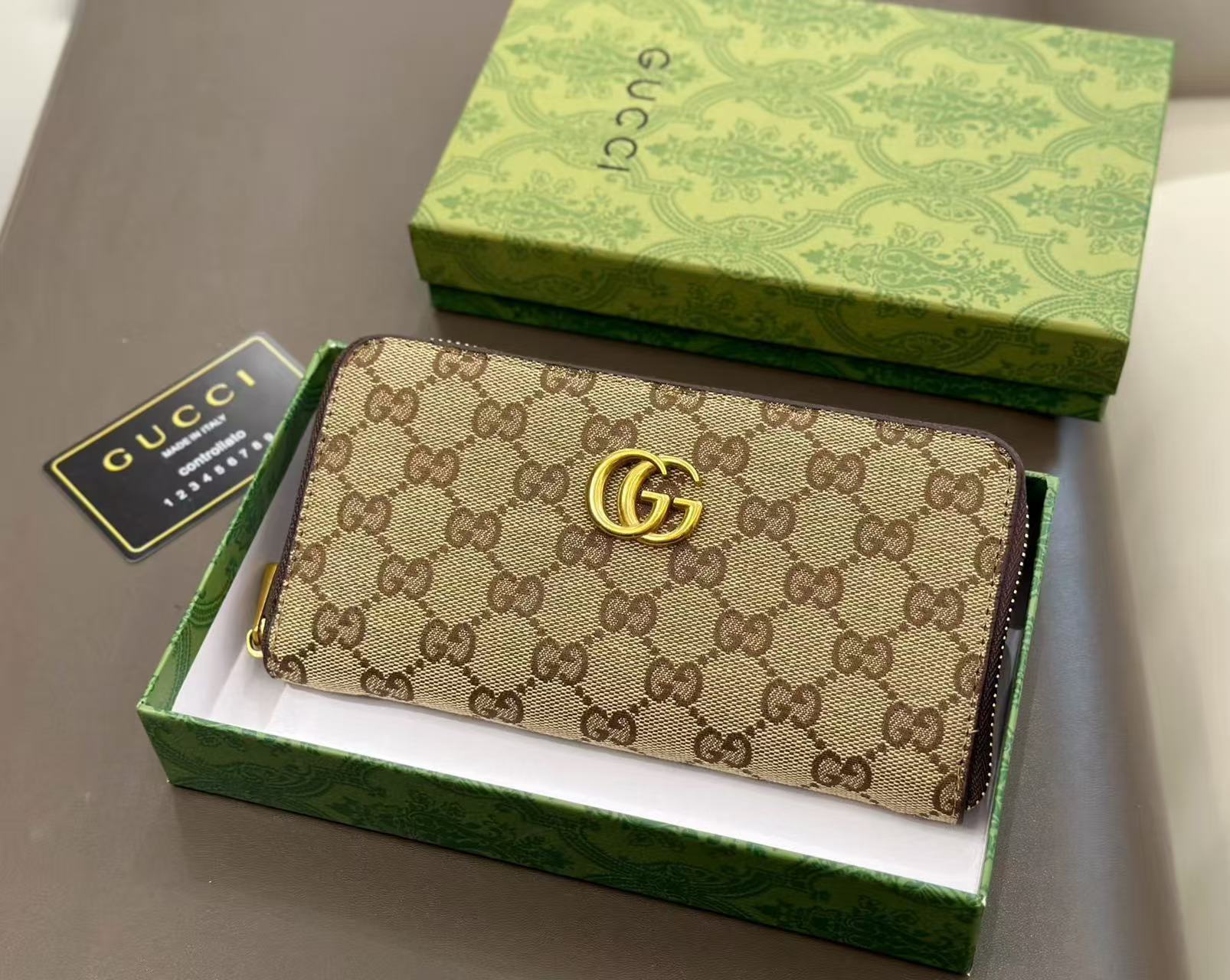 🔥GUCCI 新発売！2 タイプ 3 点セット驚き登場🔥