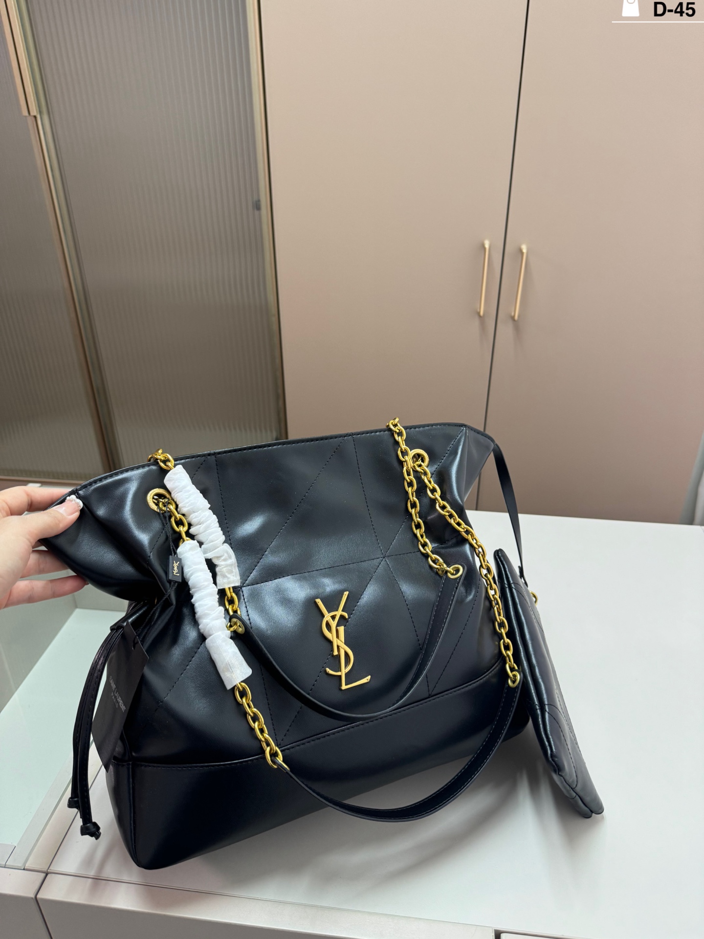 YSL トートバッグ、通勤族必携の超強力アイテムで心が躍る！🔥