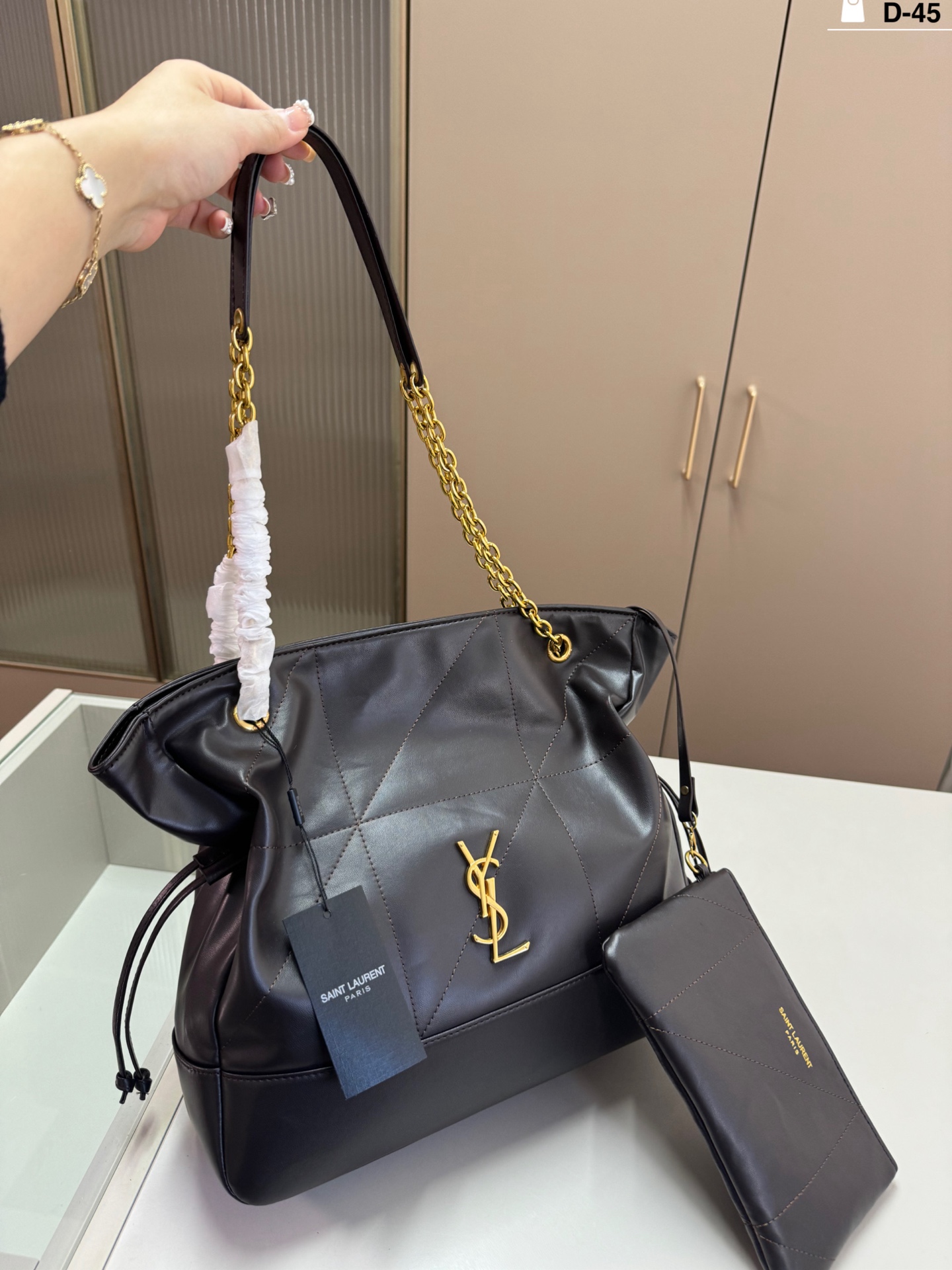 YSL トートバッグ、通勤族必携の超強力アイテムで心が躍る！🔥