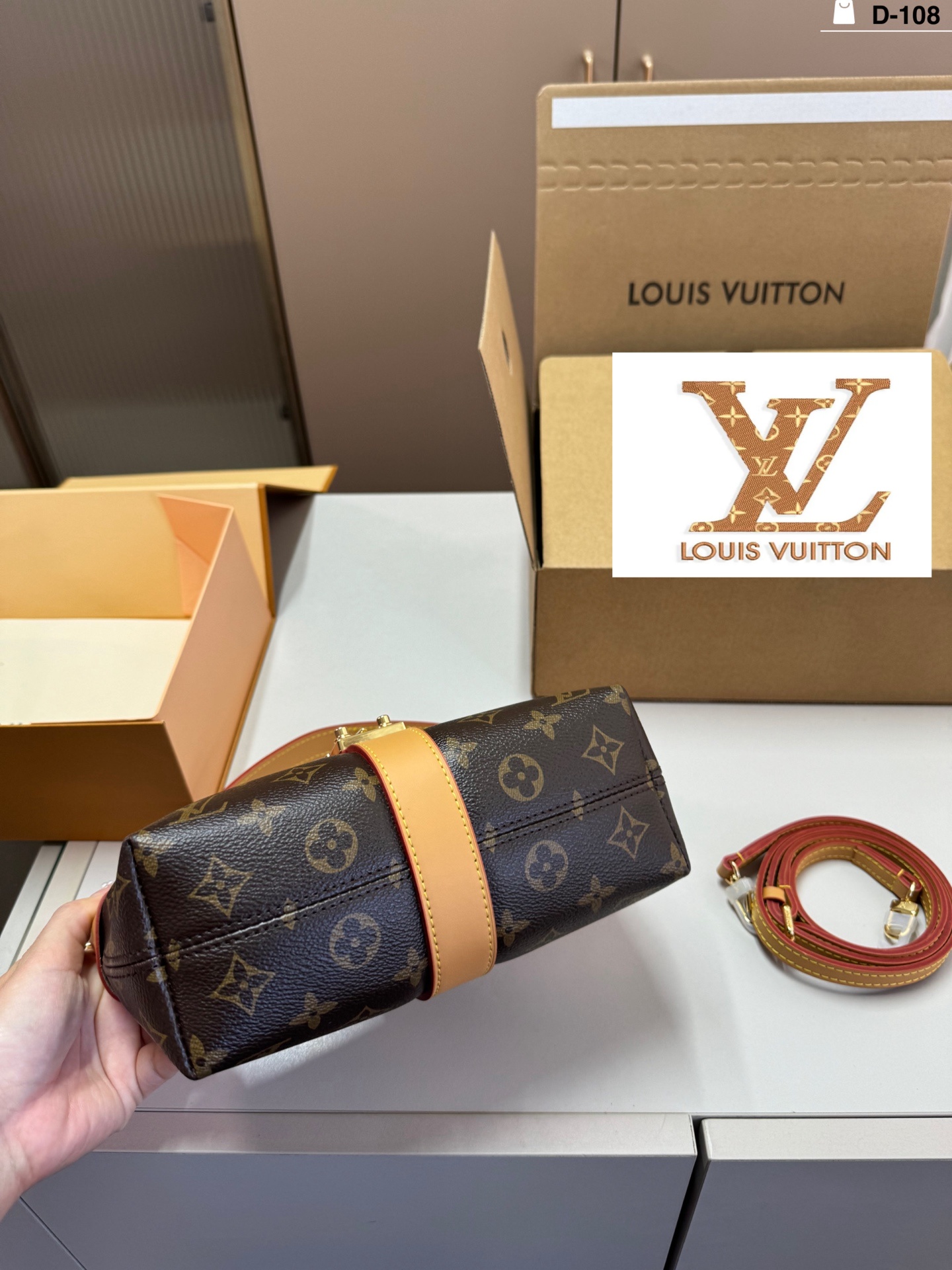 LV ポシェット・ミア ランチボックスバッグ、レトロ × トレンド両立の IT バッグ誕生！🔥