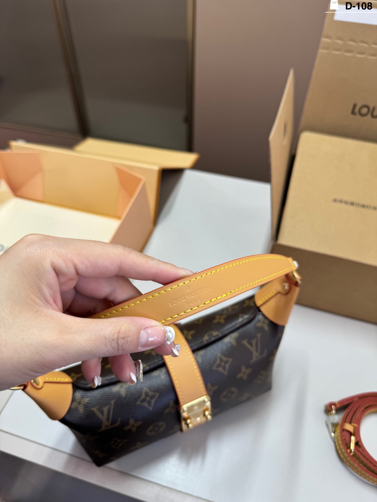 LV ポシェット・ミア ランチボックスバッグ、レトロ × トレンド両立の IT バッグ誕生！🔥