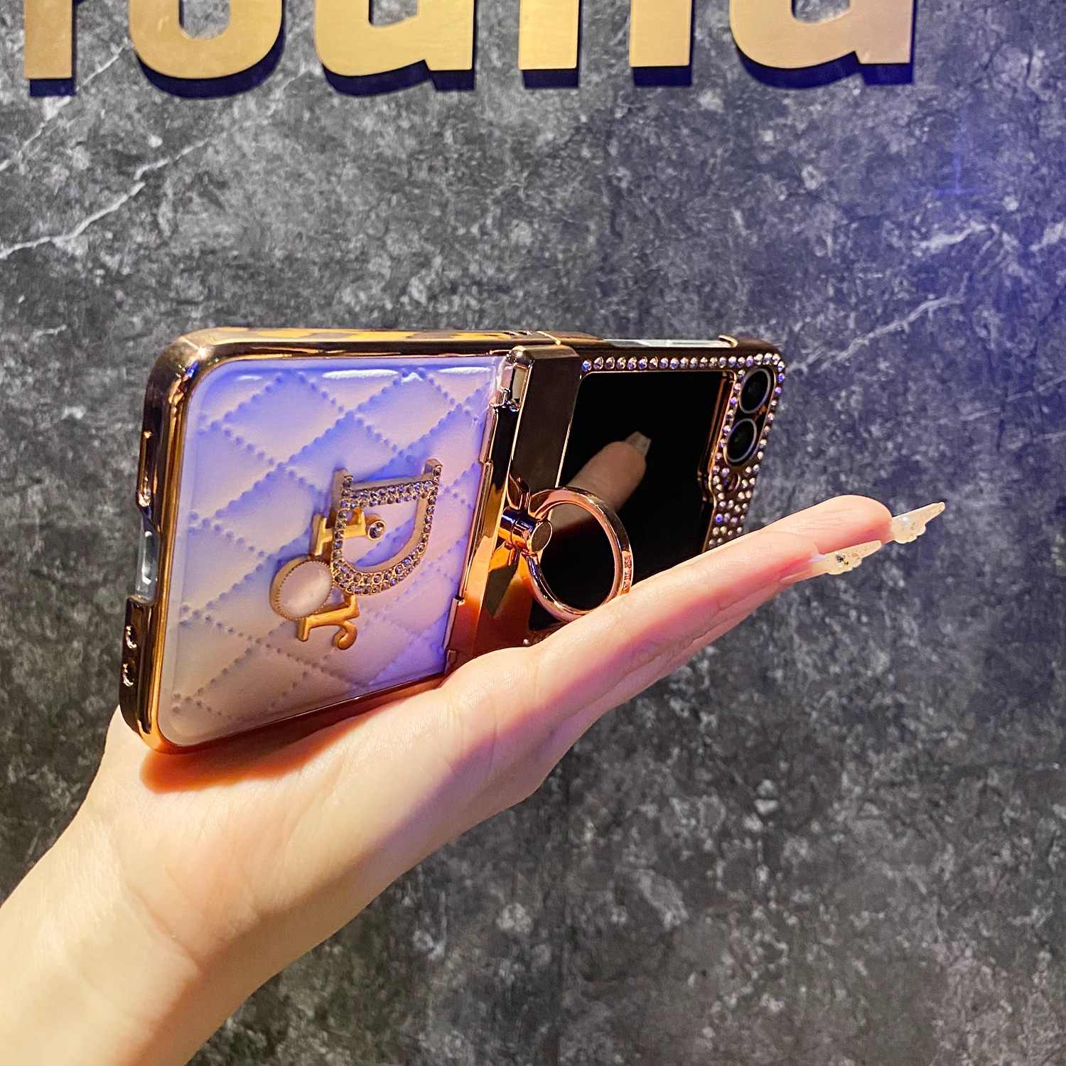 適用於三星Z Flip6/5/4/3新款菱紋小香風鑲磚高級感聯名手機殼