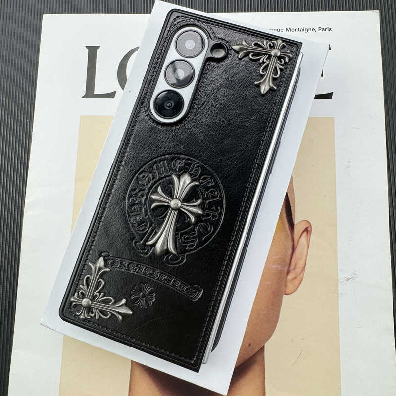 適用於三星Z Fold6/5/4/3新款立體浮雕潮牌聯名款折疊殼