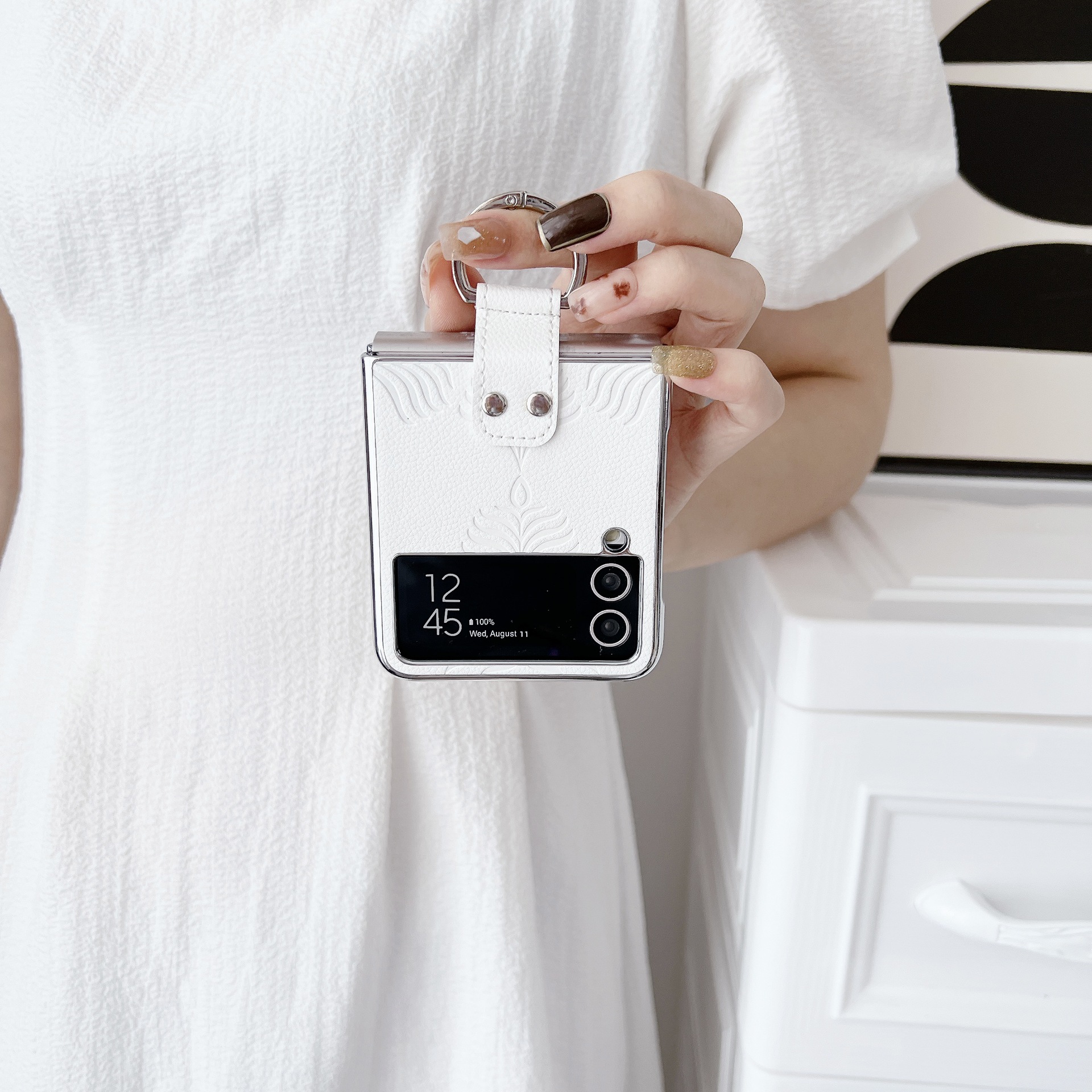 เหมาะสำหรับซัมซุง Z FLIP5/4/3 ชุบลายนิ้วมือแหวนหัวเข็มขัดโทรศัพท์