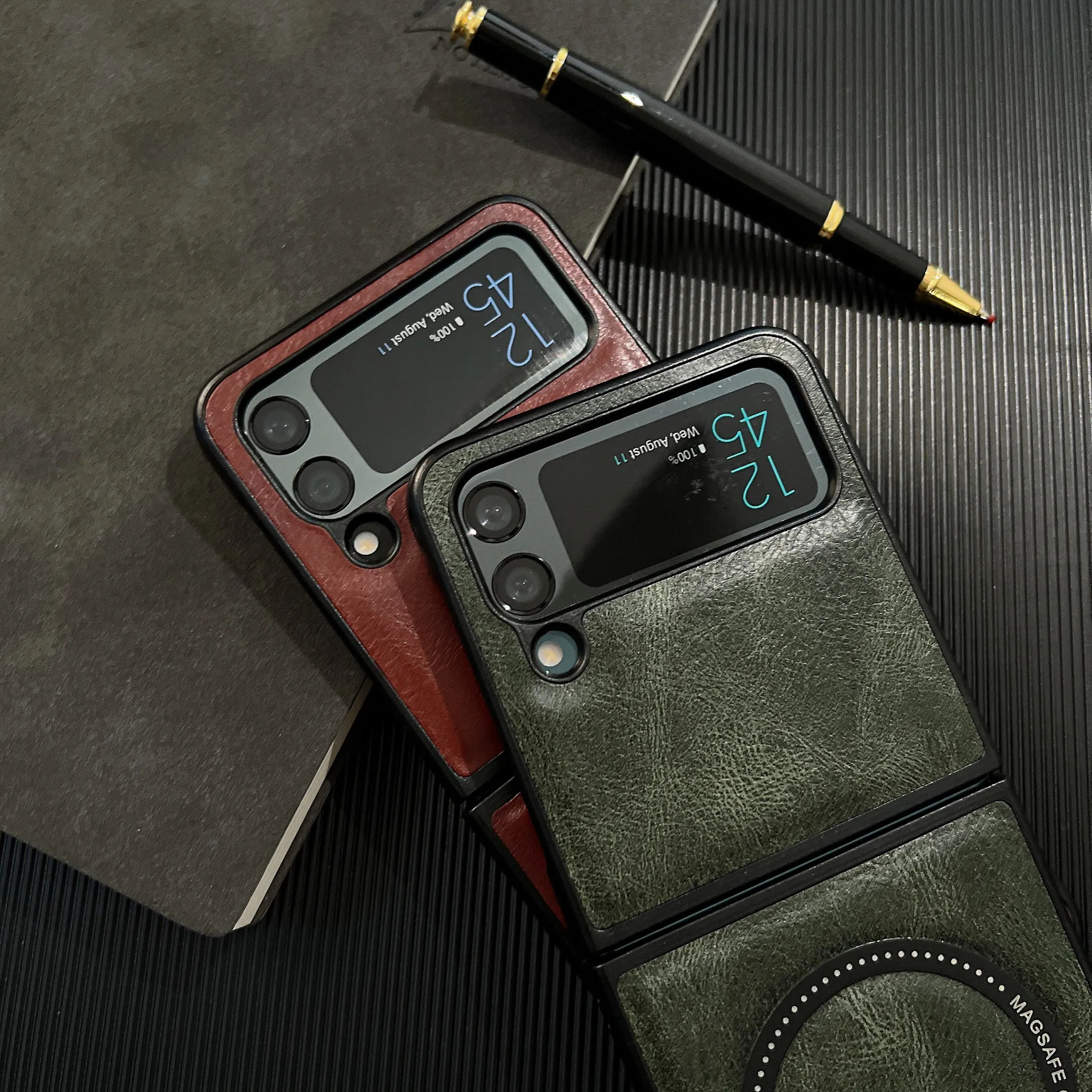 สำหรับ Samsung Z Flip5/4/3 Magnetic Suction กรณีชาร์จโทรศัพท์แบบไร้สาย