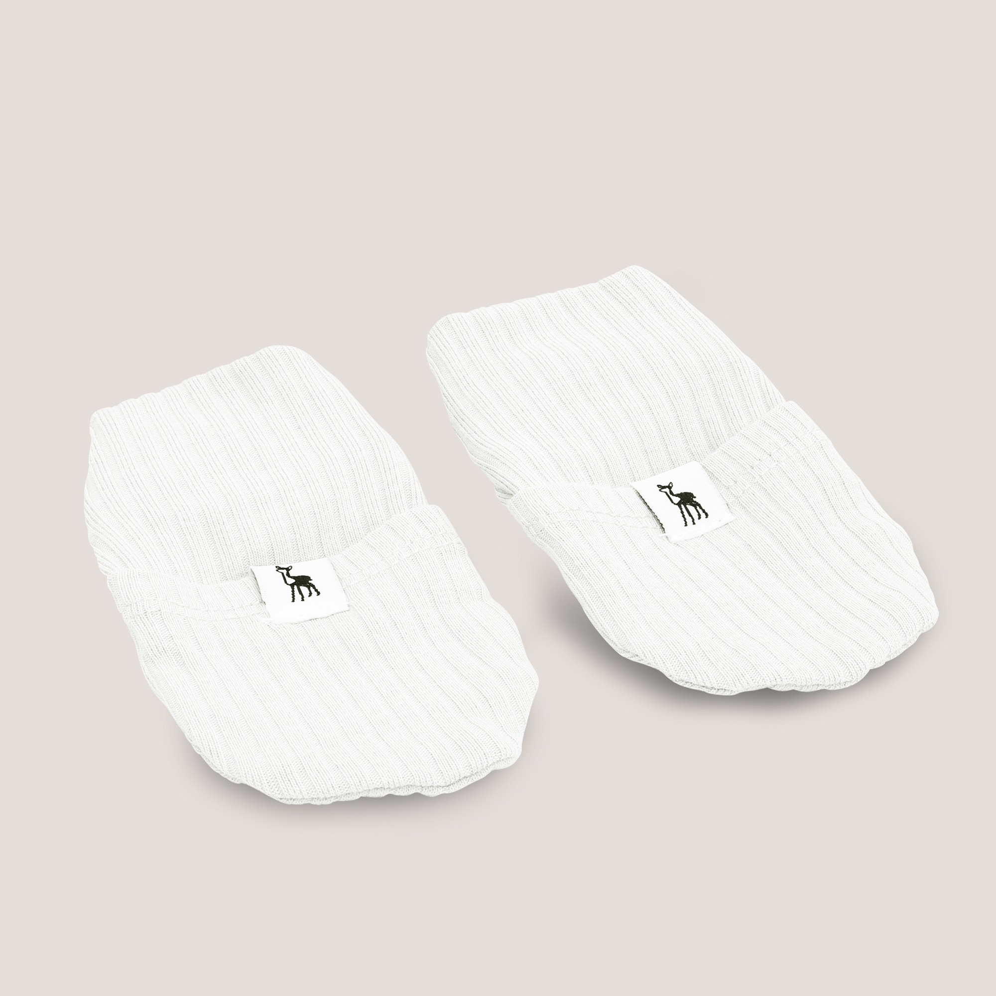 Ribbed Baby Mittens in Winter White (Button)