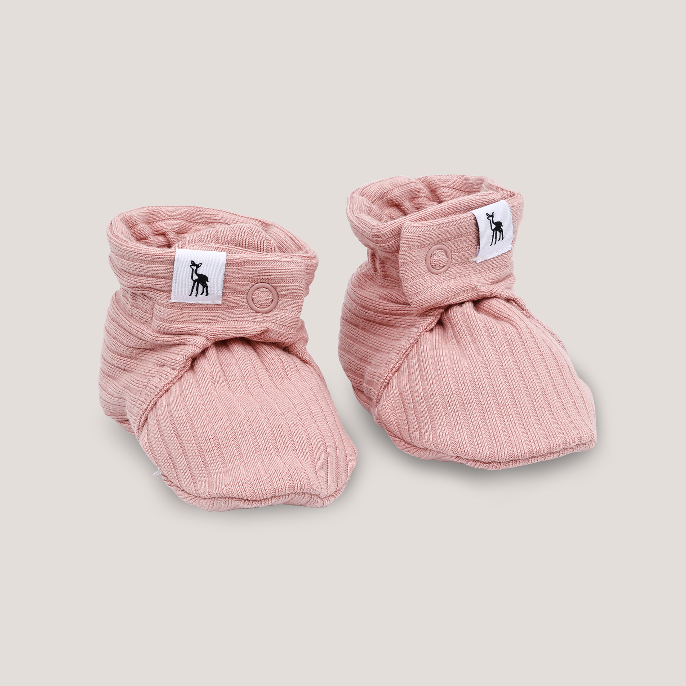 Ribbed Baby Booties in Dusty Pink (Button)