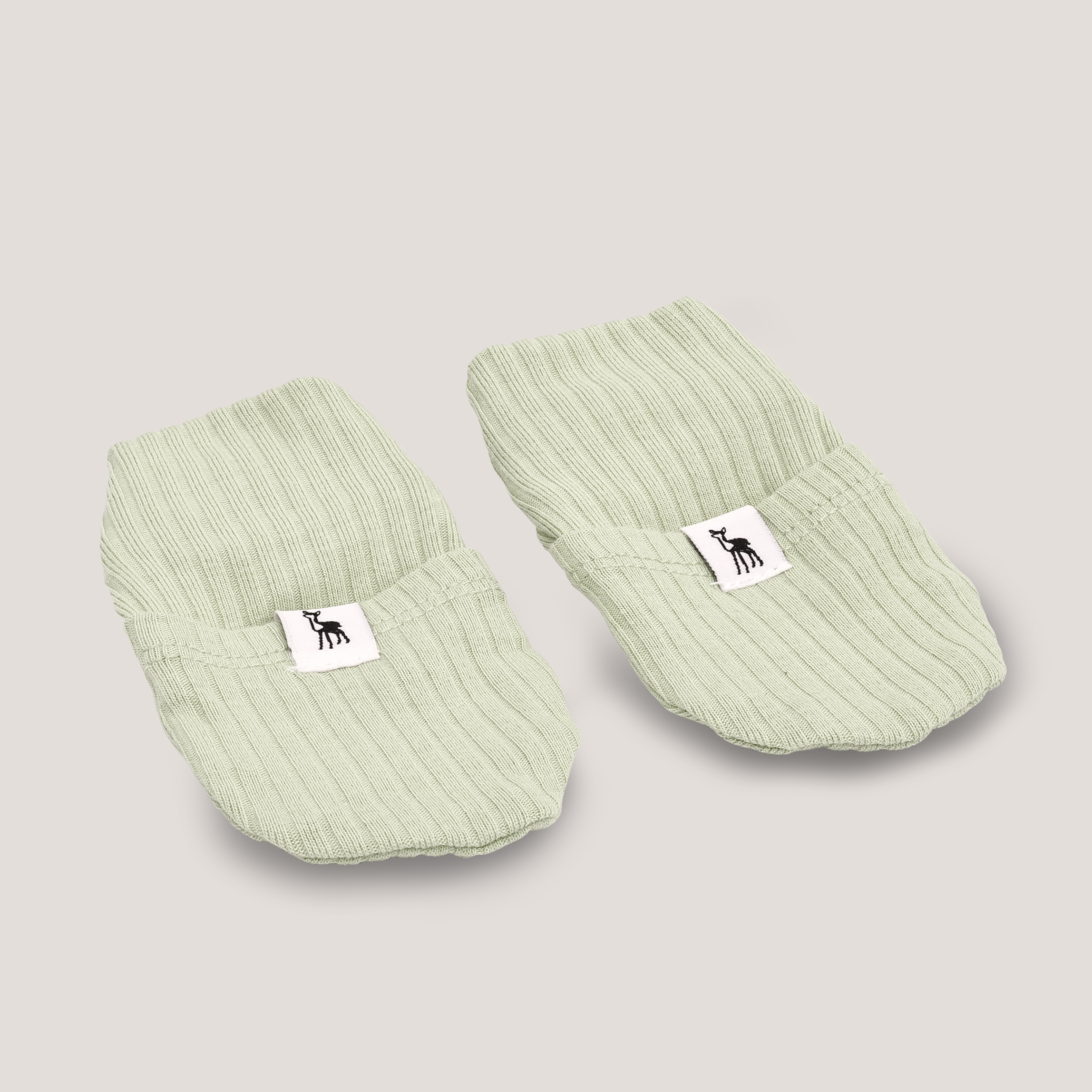 Ribbed Baby Mittens in Mint Green (Button)