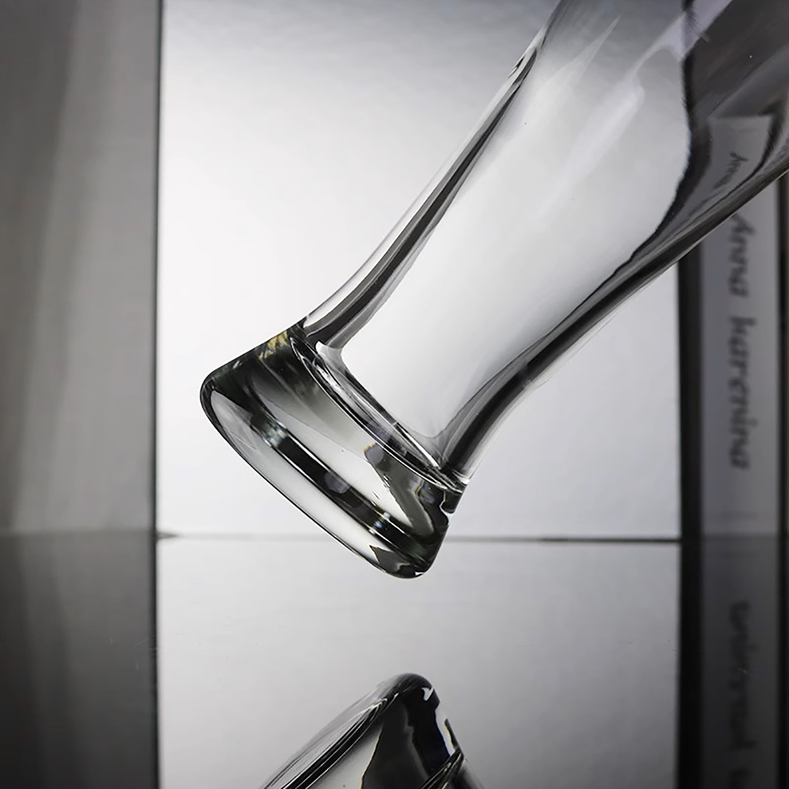 Libbey Giant 1604 Beer Pint Glass 473ml/1pt - Tall Design for Lagers & Pilsners