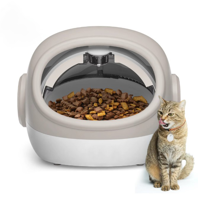 Astronut RFID Pet Feeder