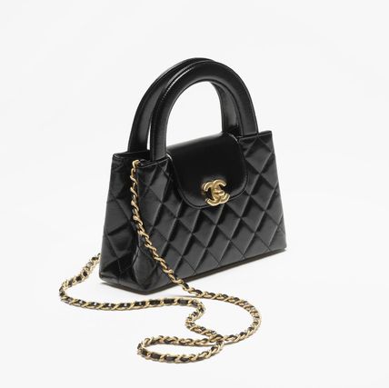 CHANEL ショルダーバッグ・ポシェット 【凝縮された可愛さ♪】CHANEL ミニ ショッピング バッグ 2色(8)