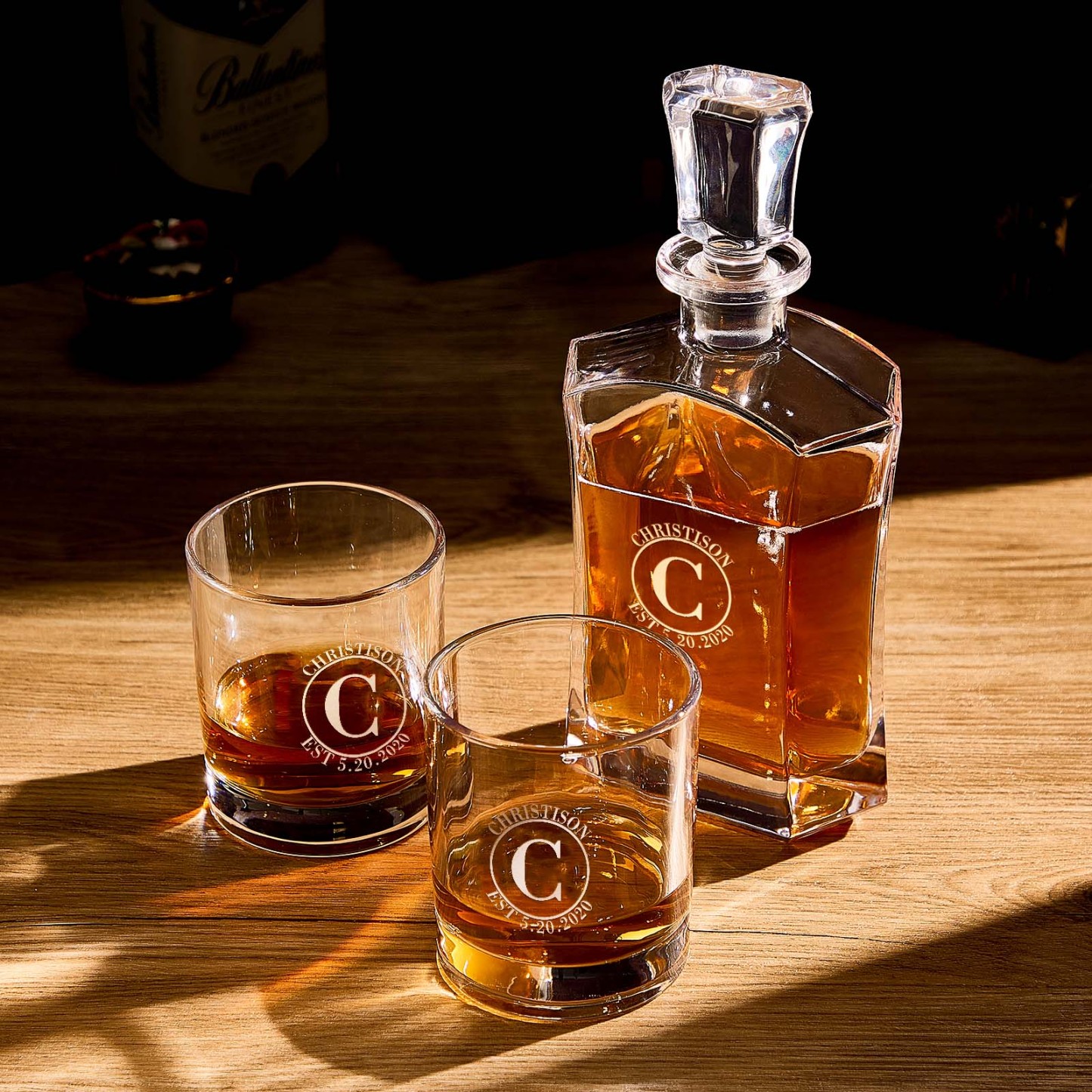Personalized Decanter Set with 2 Whiskey Glasses Gifts For Friends Gifts For Him - soufeelmy