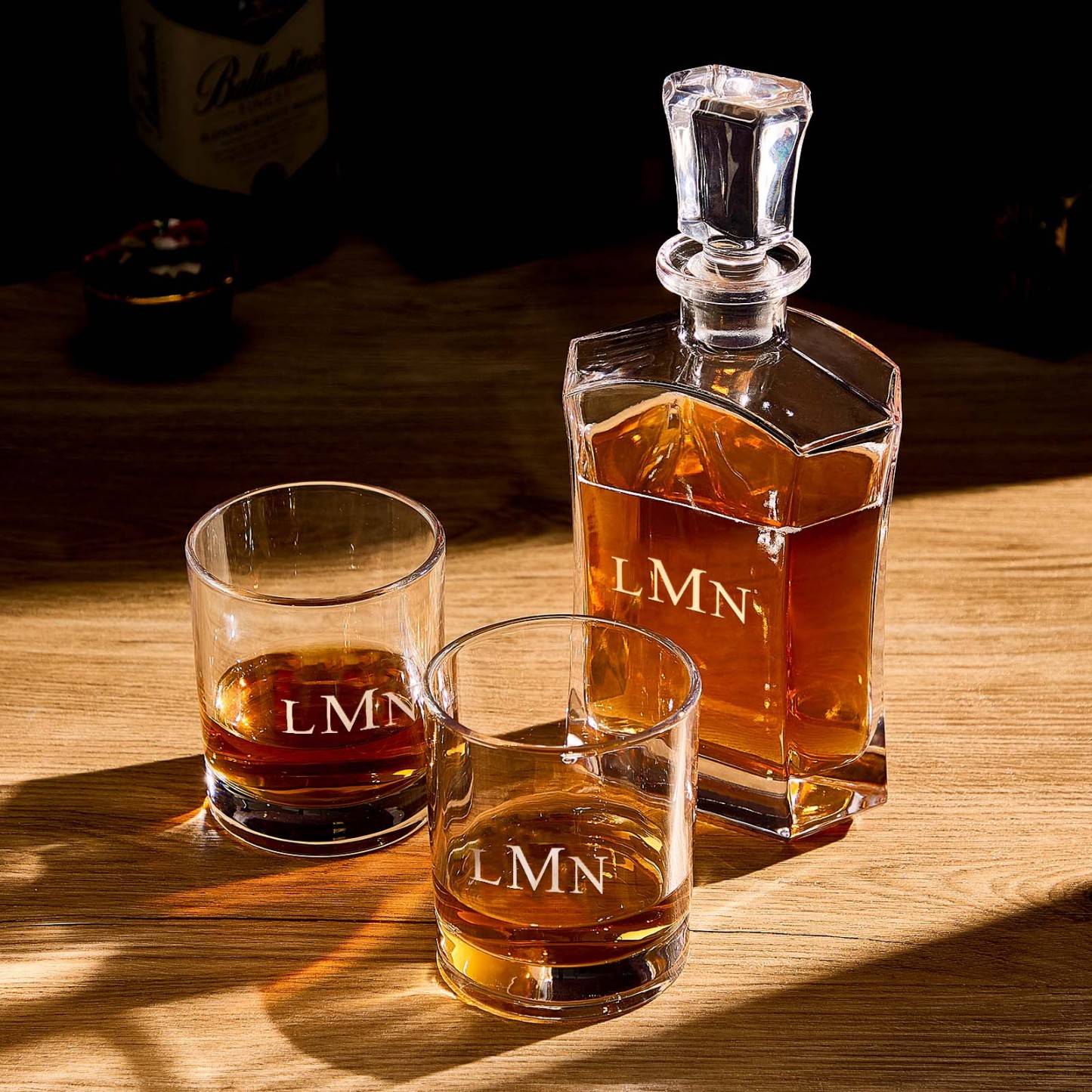 Personalized Decanter Set with 2 Whiskey Glasses Gifts For Friends Gifts For Him - soufeelmy
