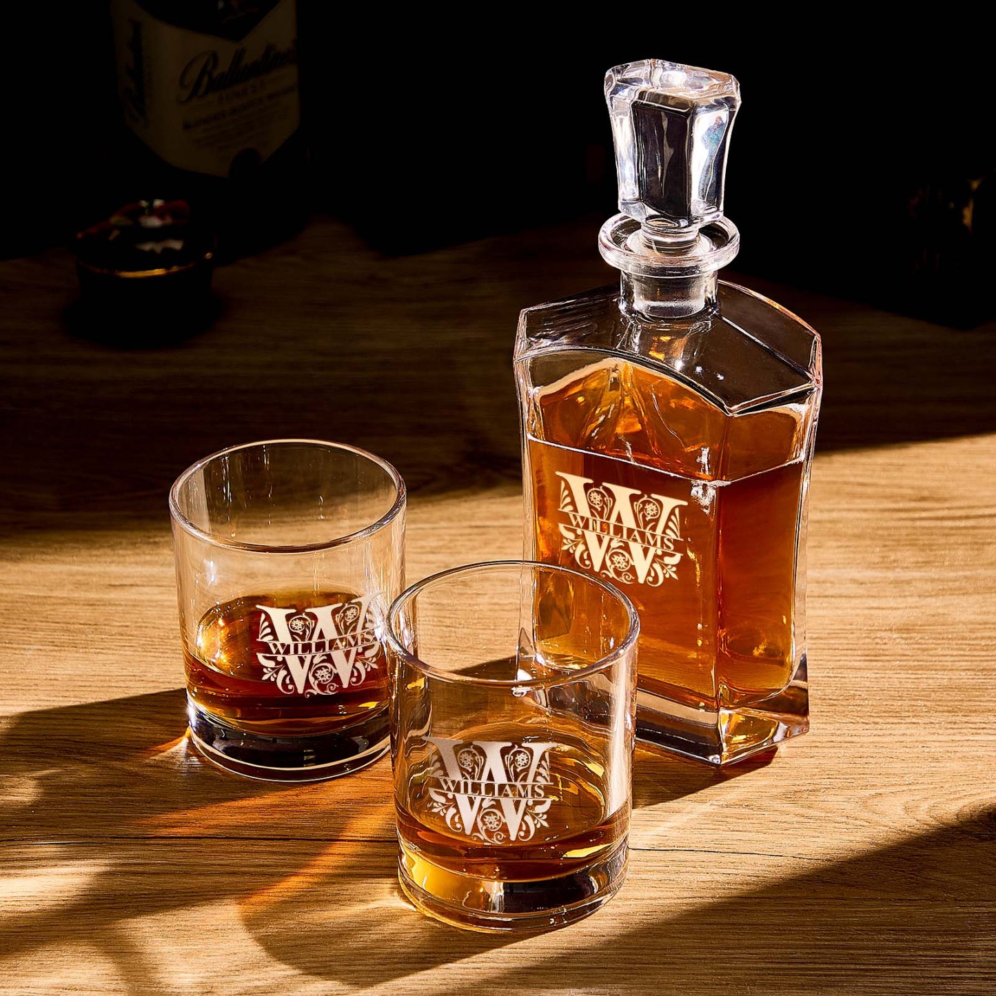 Personalized Decanter Set with 2 Whiskey Glasses Gifts For Friends Gifts For Him - soufeelmy