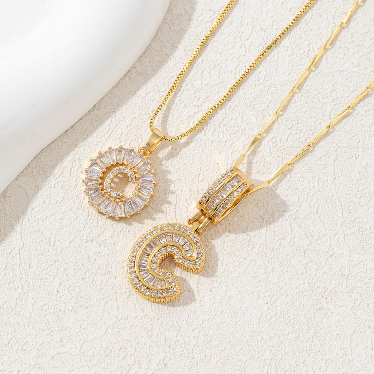 Letter Necklace 14k Gold Plated Bling Dainty Necklaces Trendy Chunky Custom Name Necklace Personalized Round Circle Pendant Zirconia Letters Name Crystal Jewelry Gifts for Women - soufeelmy